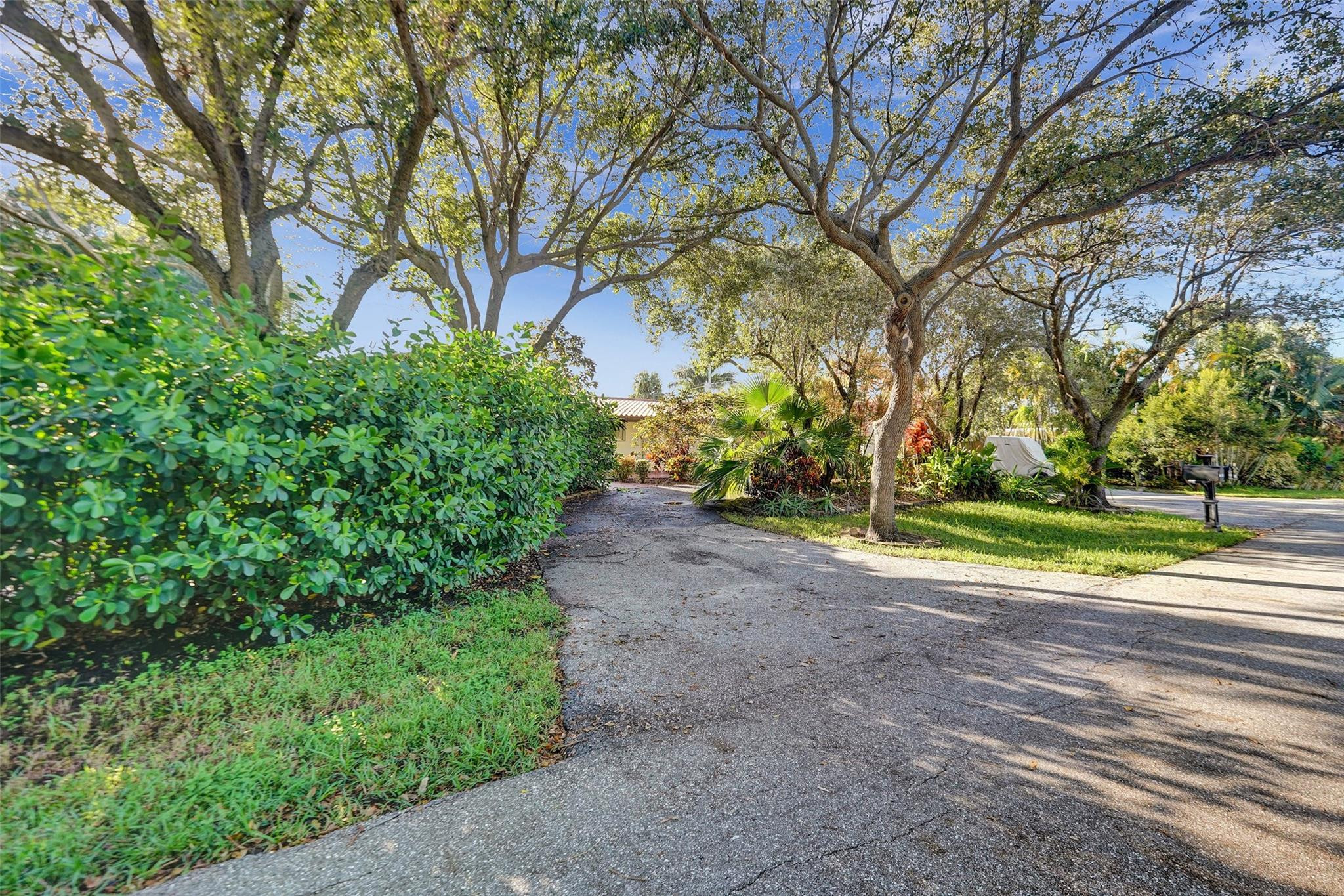 2713-2715 NE 27th Ave