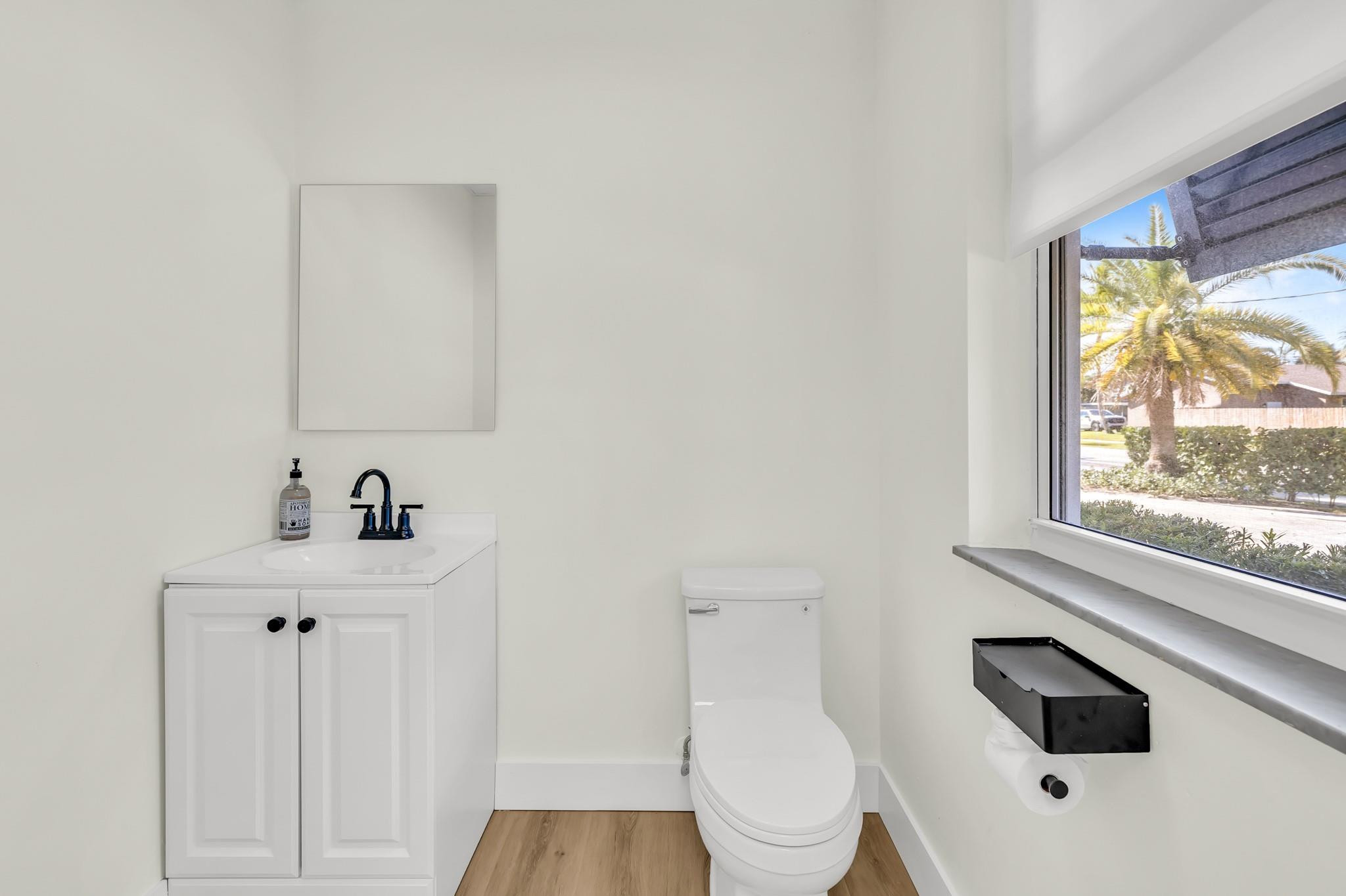 300 SW 2nd Ave 1st Floor