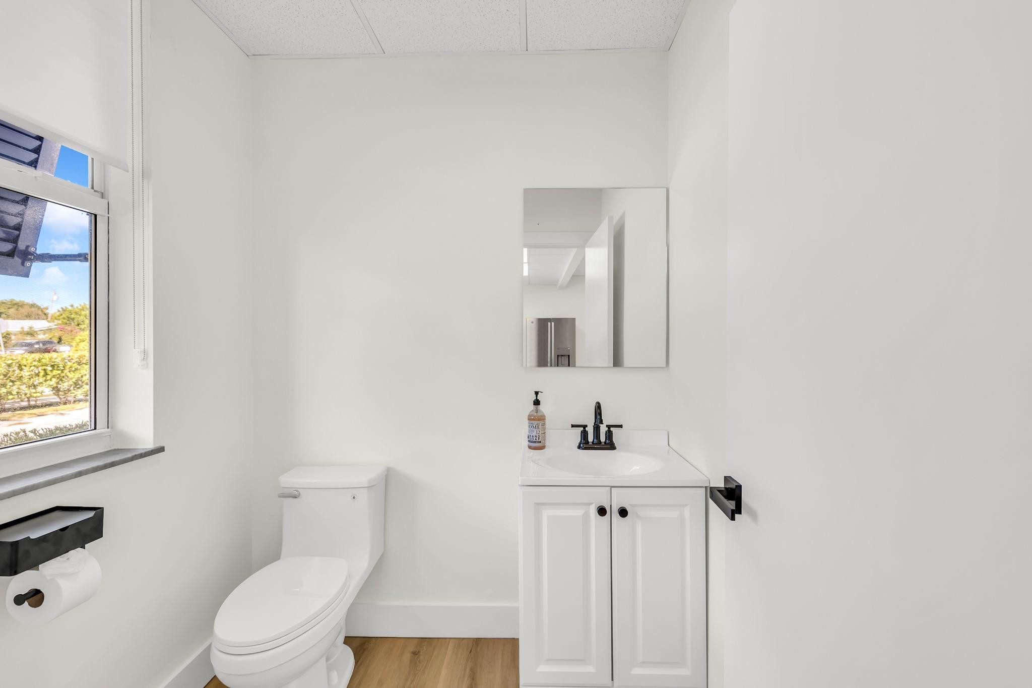 300 SW 2nd Ave 1st Floor