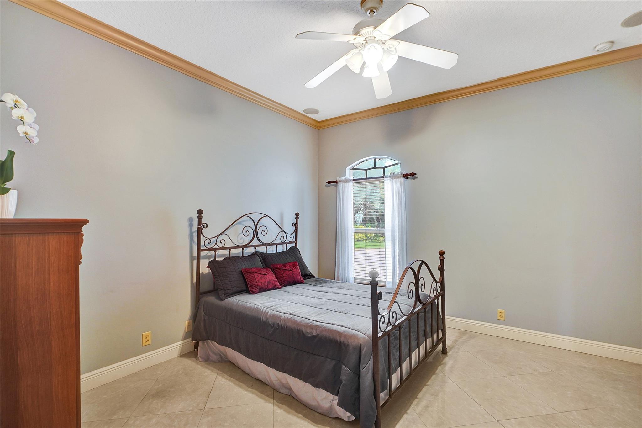 8426 Sawpine Rd