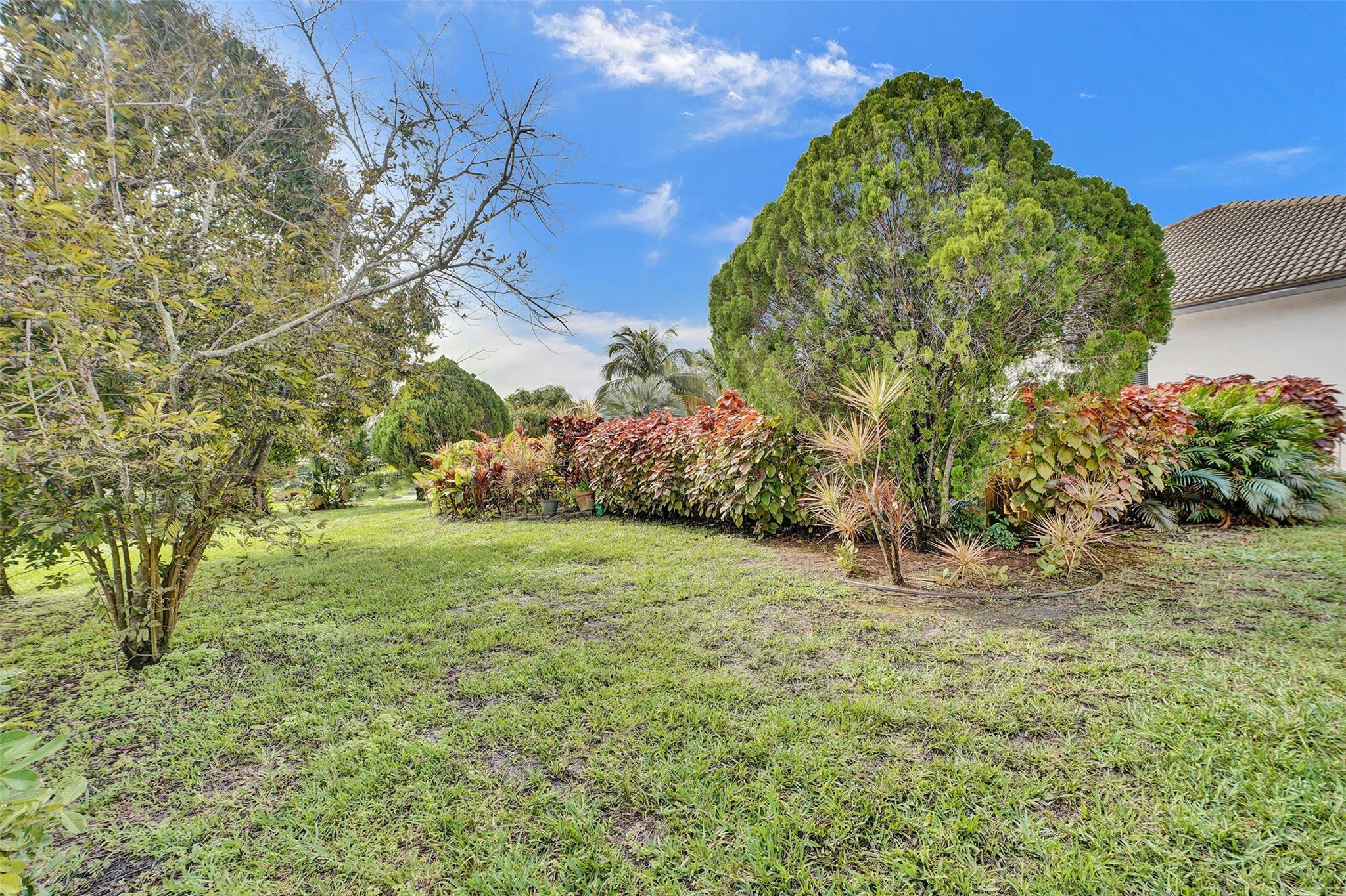 8426 Sawpine Rd