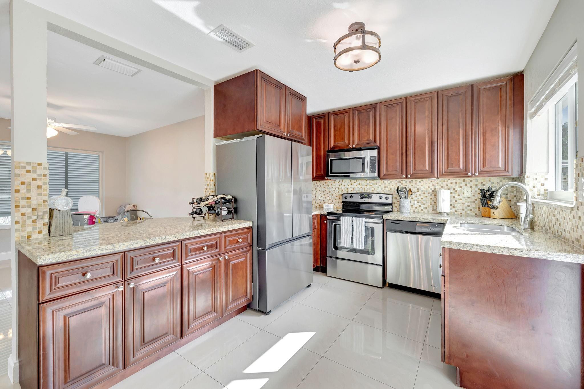 1229 SW 1st Ter