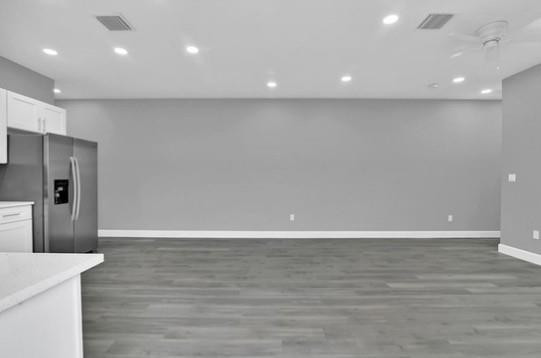 2321 NW 4th St