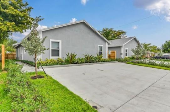 2321 NW 4th St