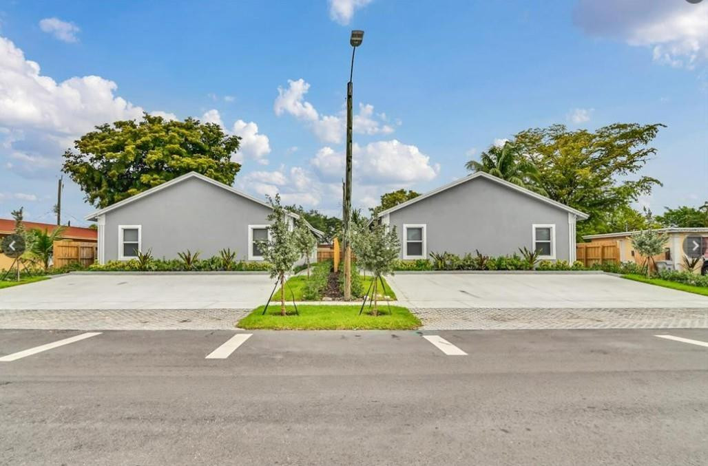 2321 NW 4th St