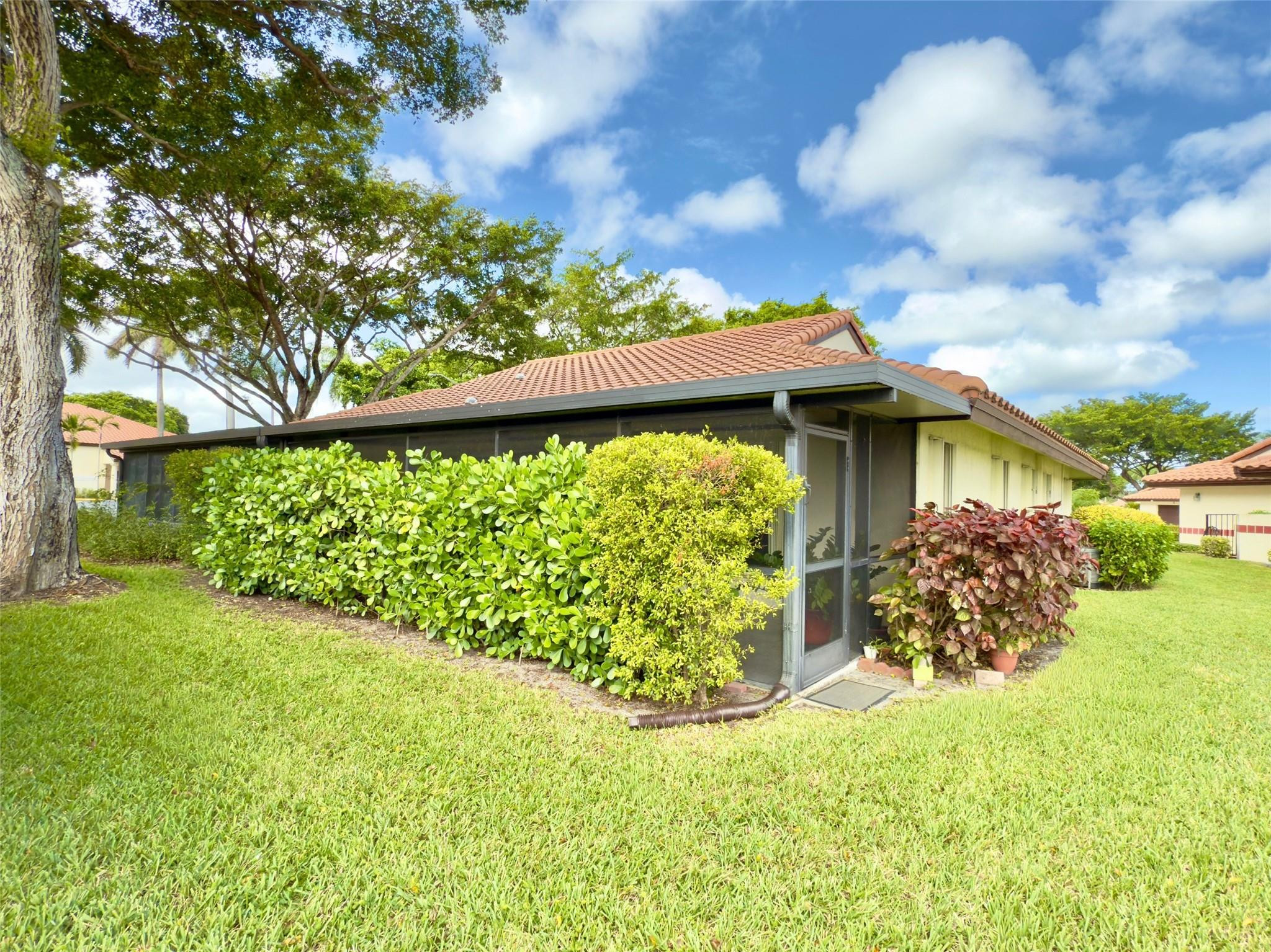 10726 Beach Palm Ct A