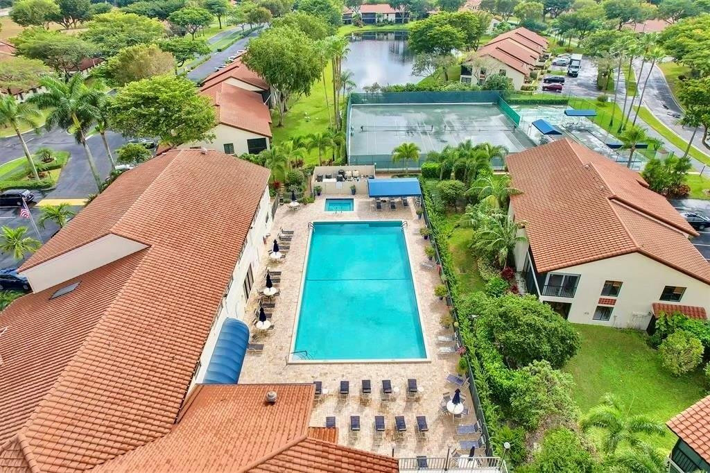 10726 Beach Palm Ct A