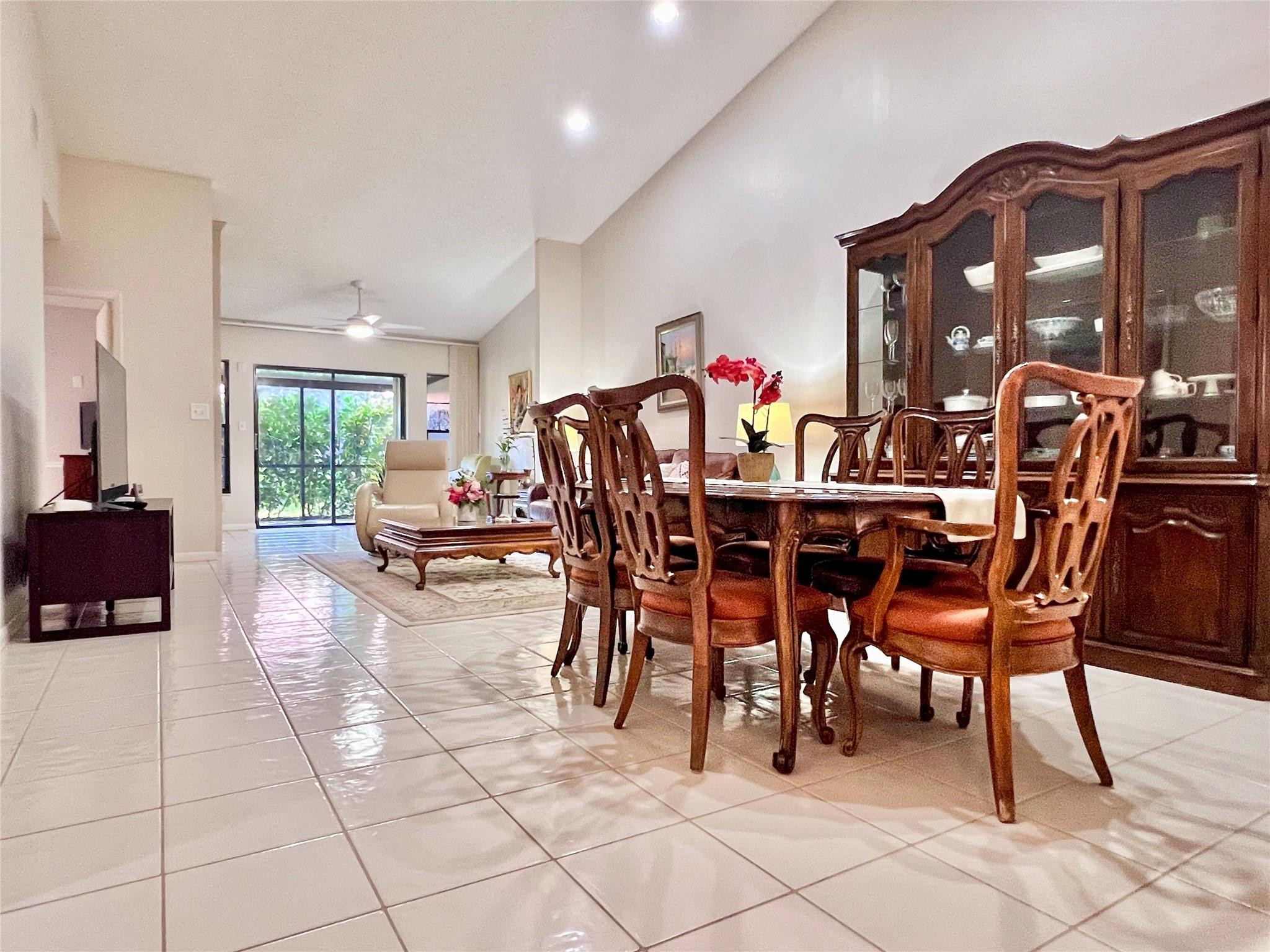 10726 Beach Palm Ct A