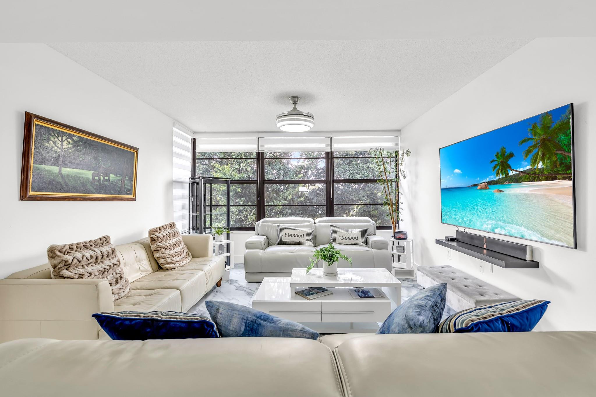 1711 Whitehall Dr 403