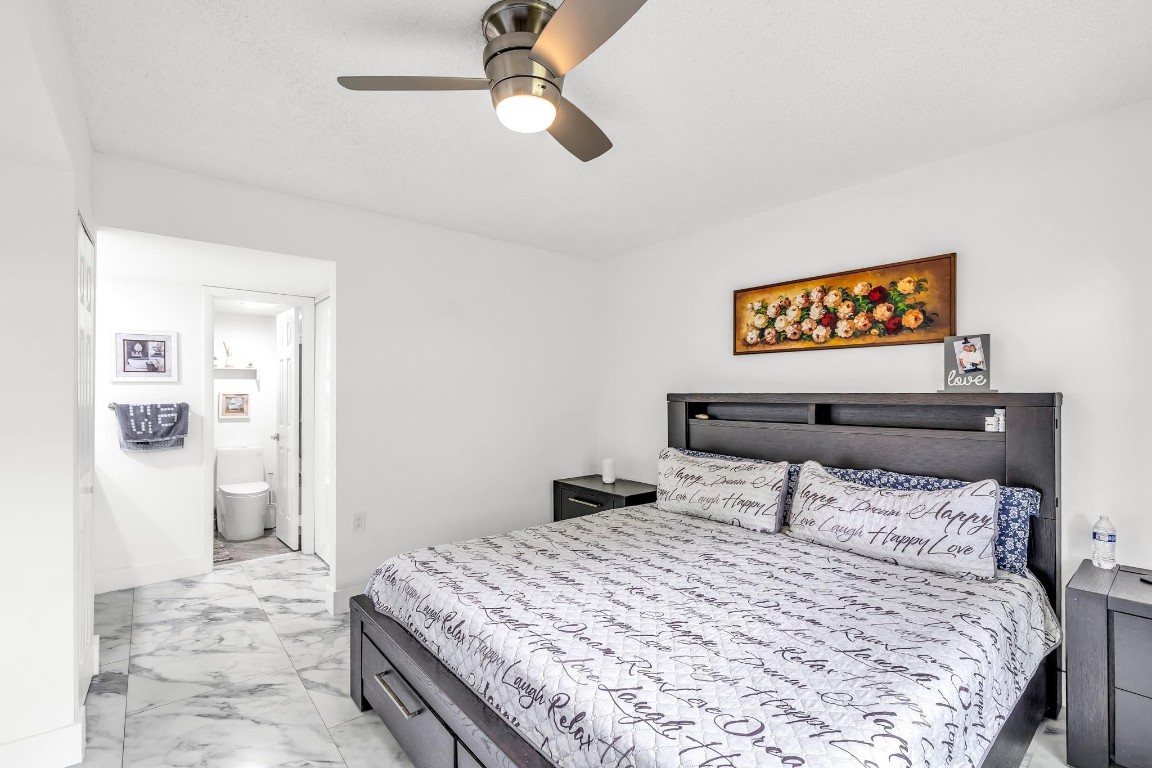 1711 Whitehall Dr 403