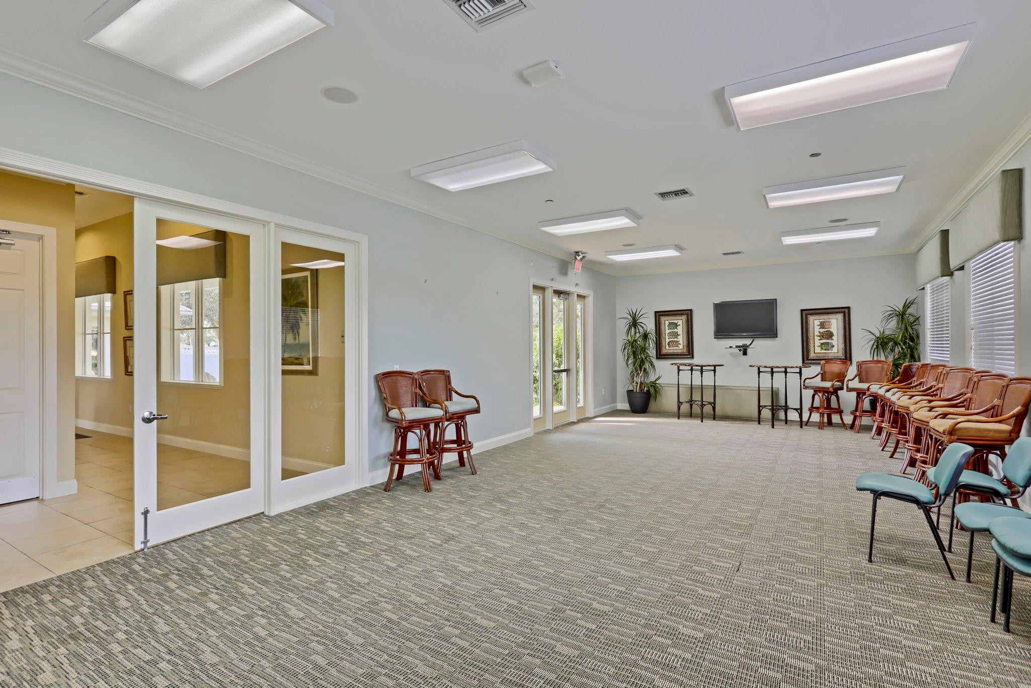 3418 W Mallory blvd