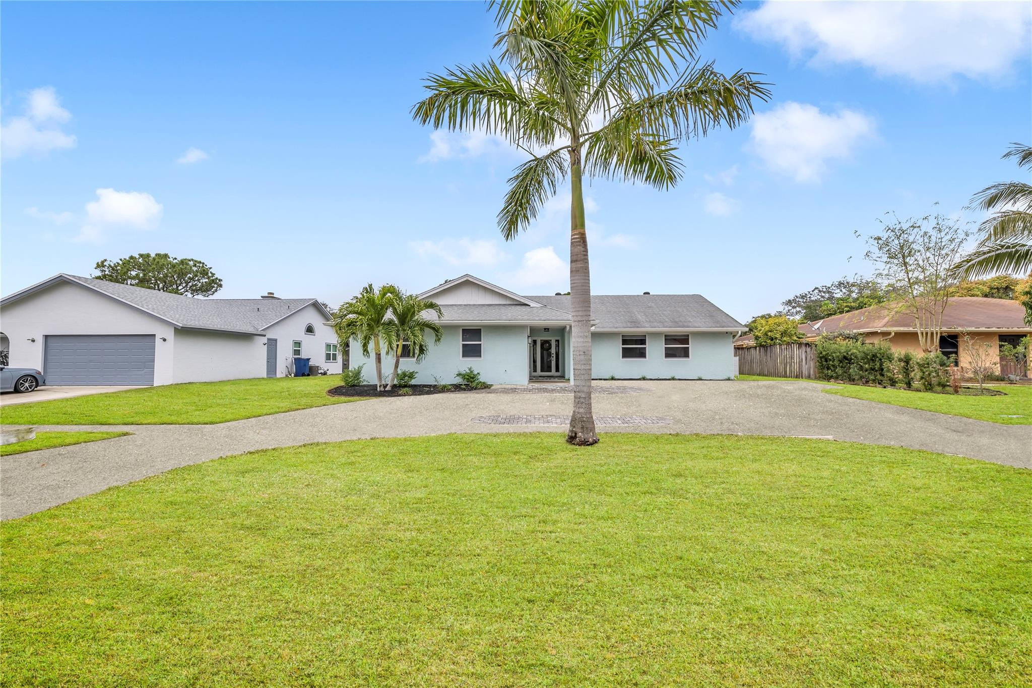 218 Ponce De Leon St