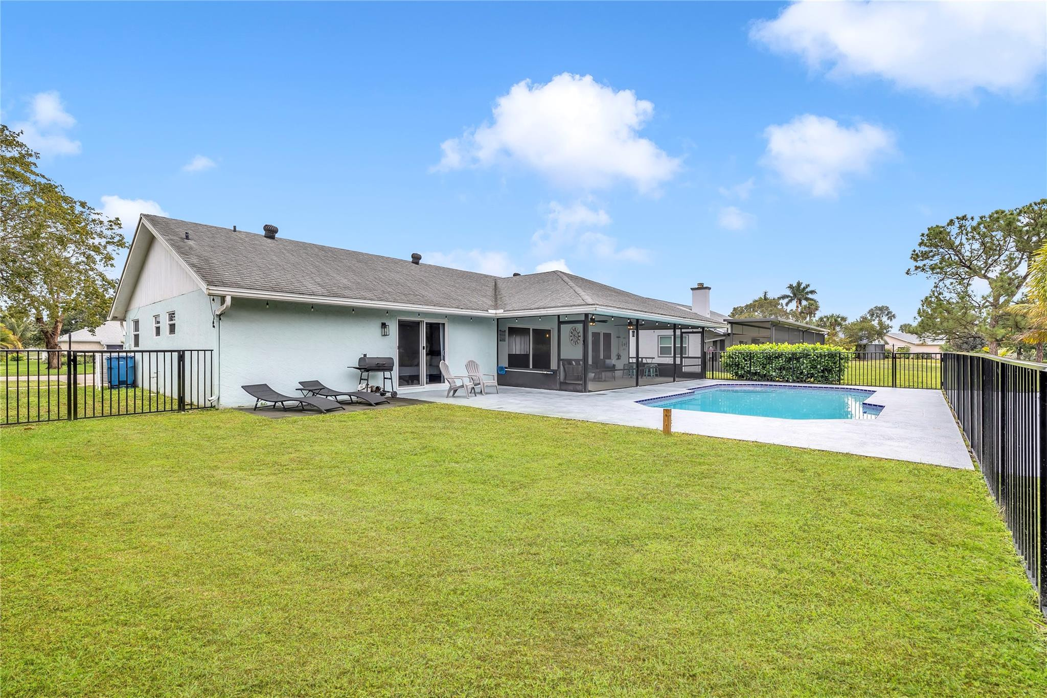 218 Ponce De Leon St