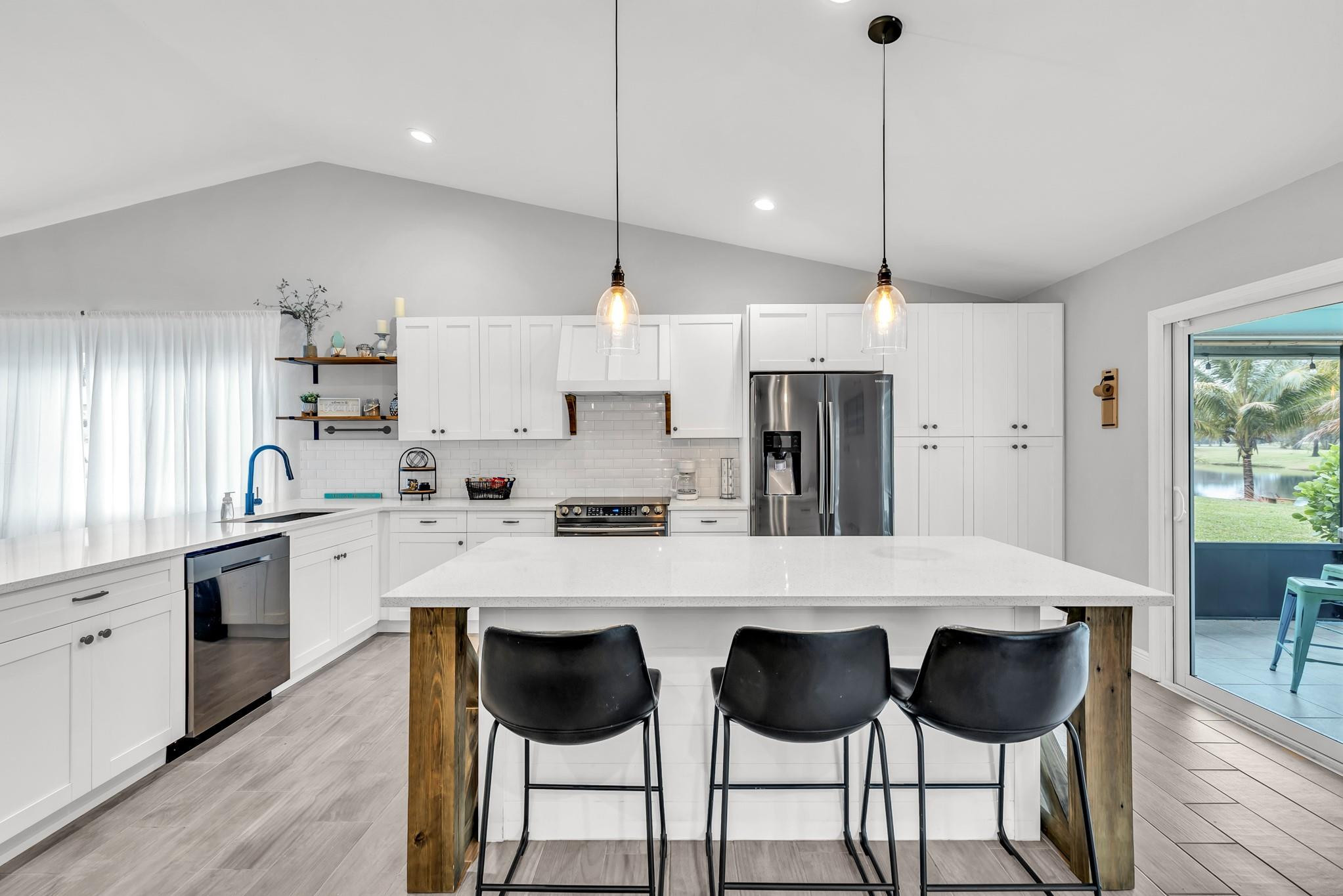 218 Ponce De Leon St