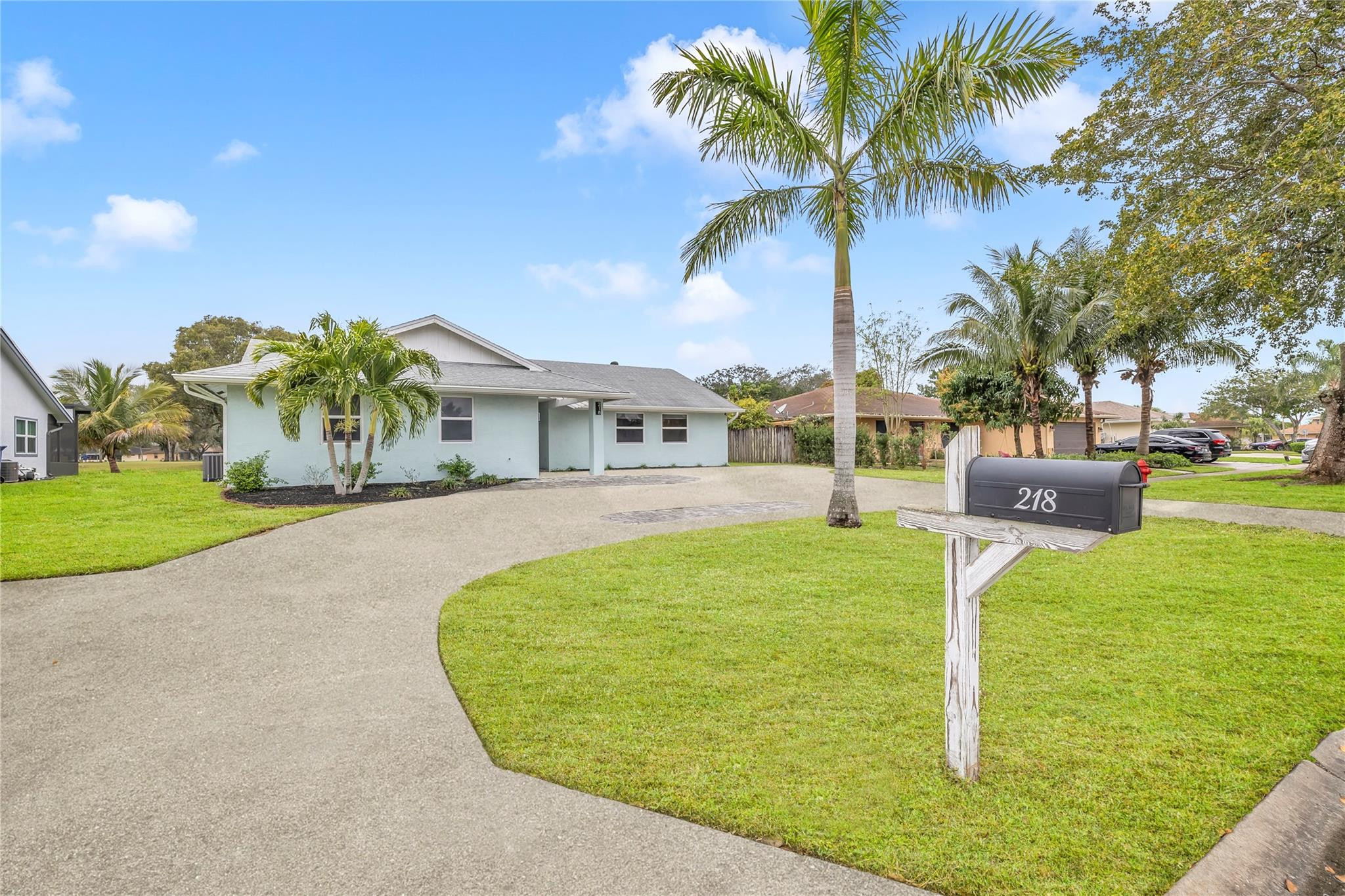 218 Ponce De Leon St