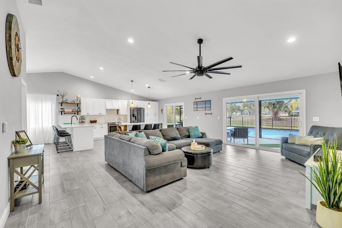 218 Ponce De Leon St