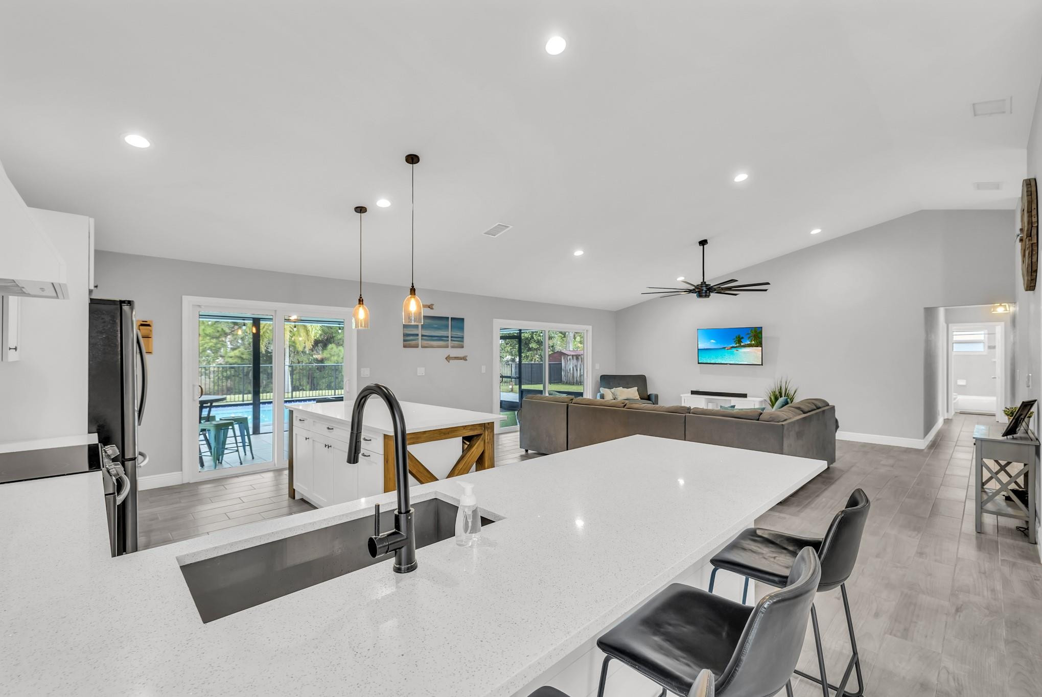 218 Ponce De Leon St