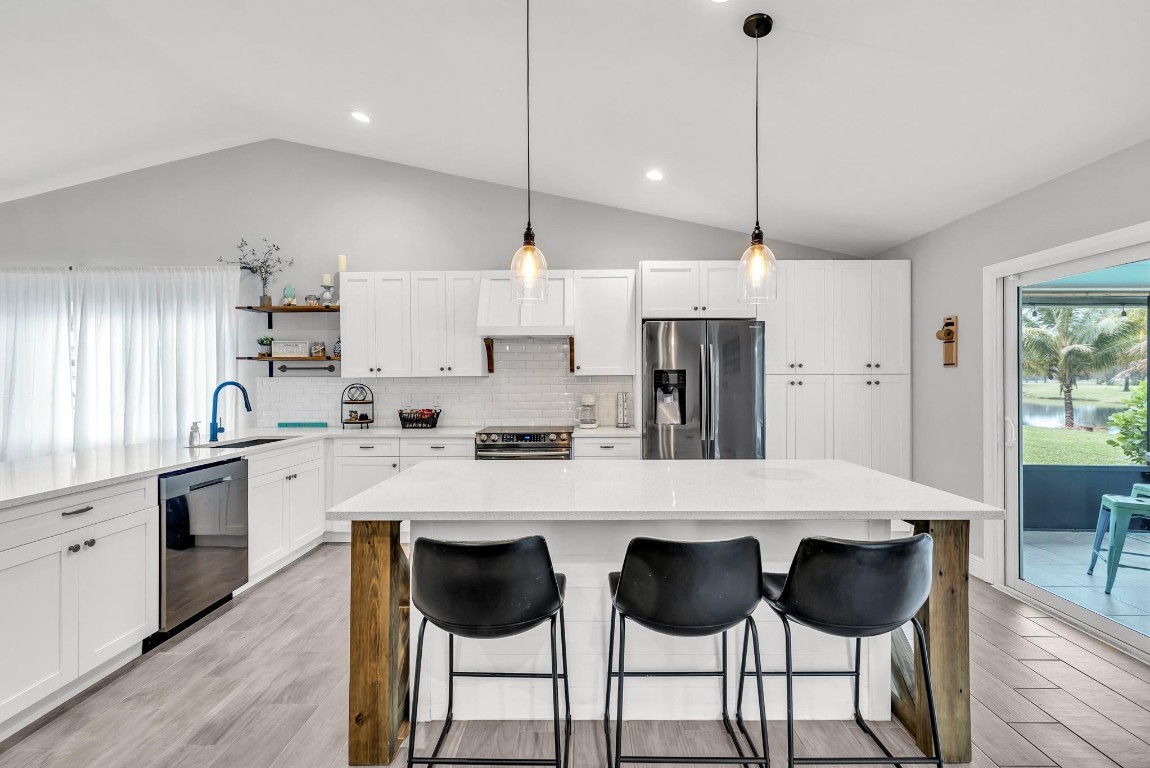 218 Ponce De Leon St