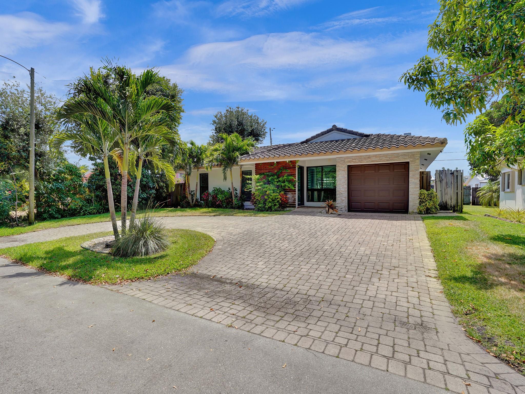 1561 SE 24th Ter