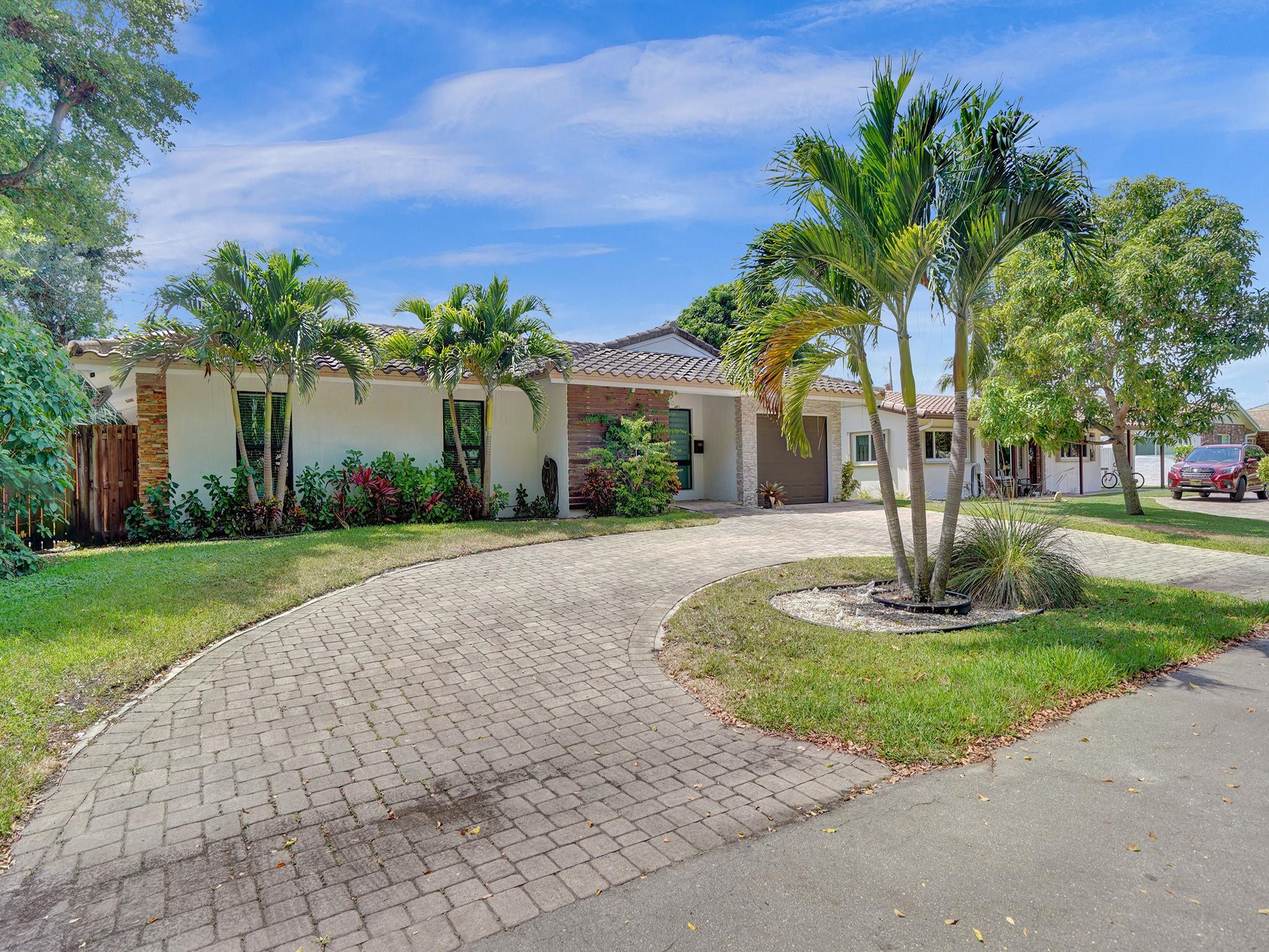 1561 SE 24th Ter