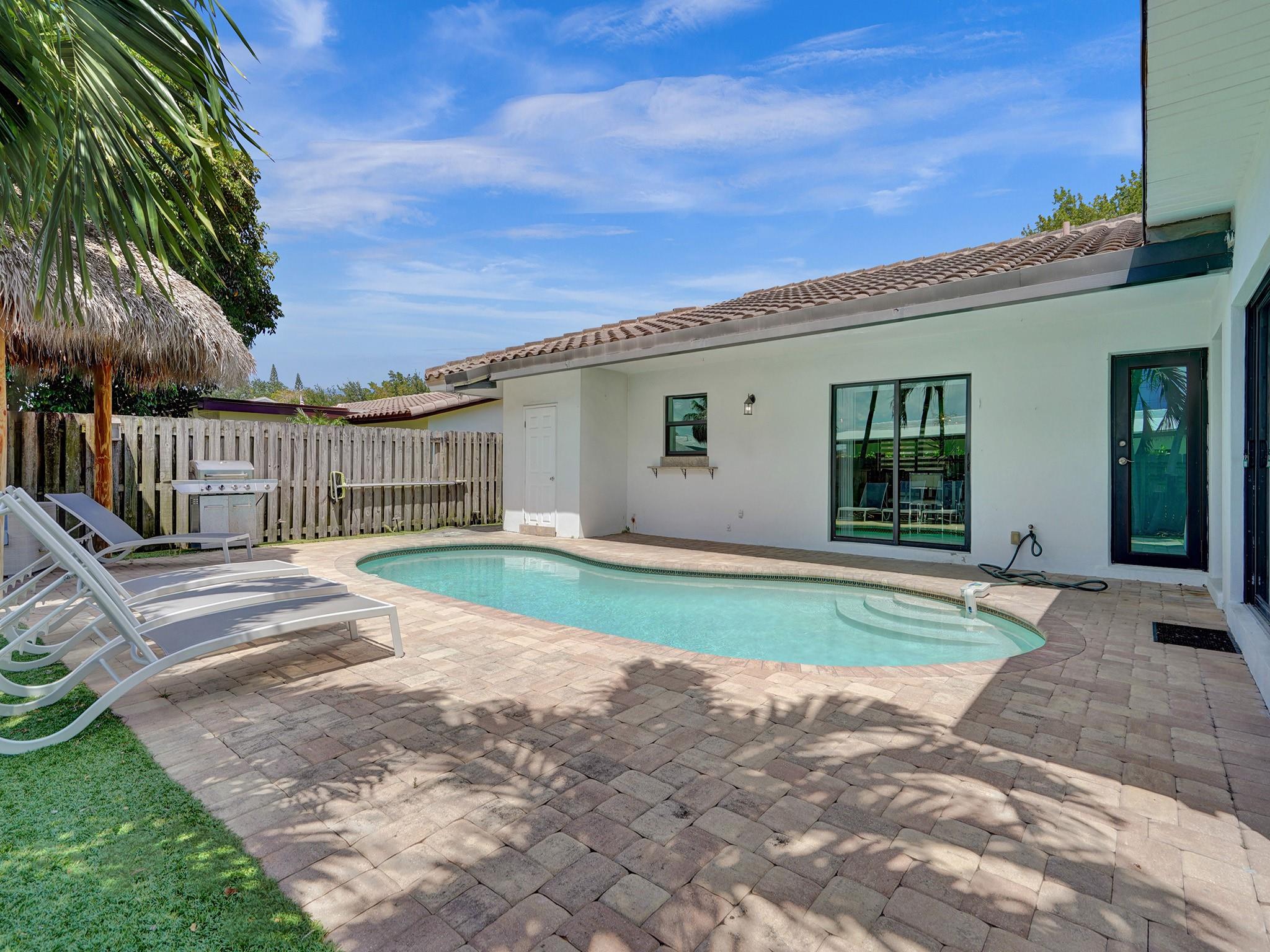 1561 SE 24th Ter