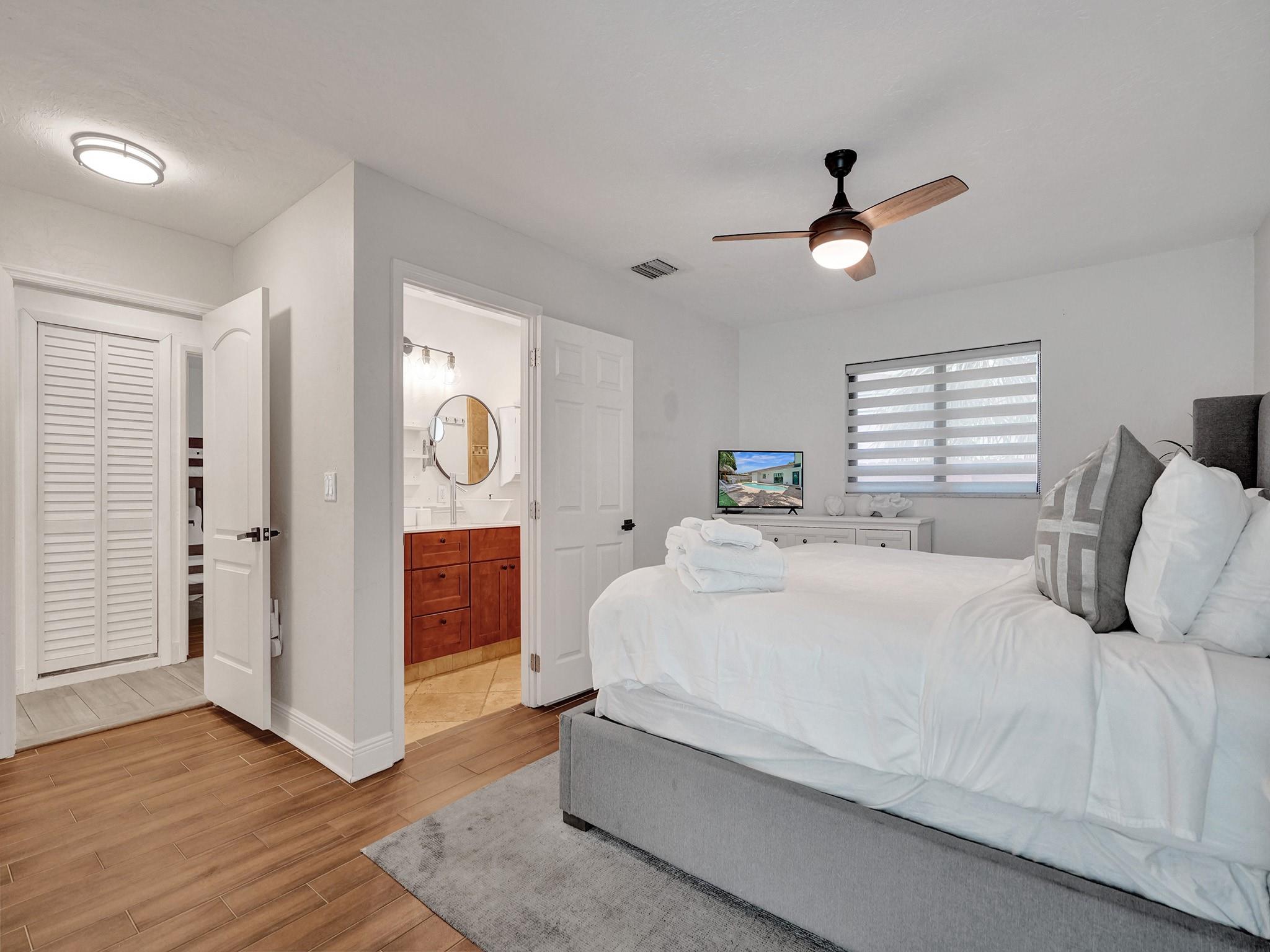 1561 SE 24th Ter