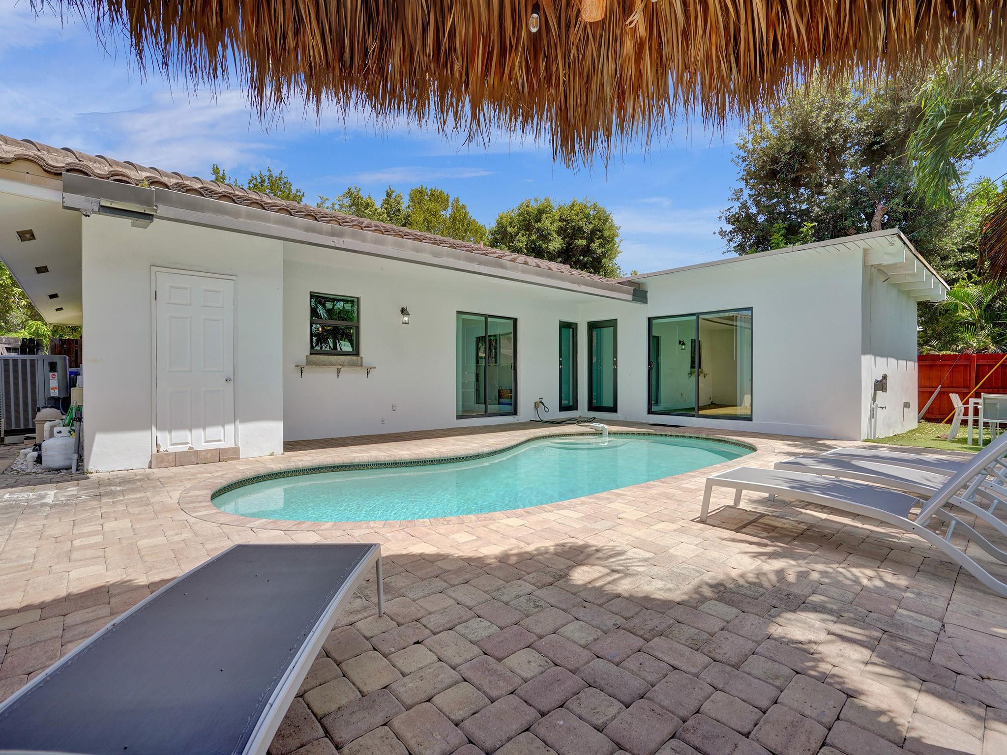 1561 SE 24th Ter