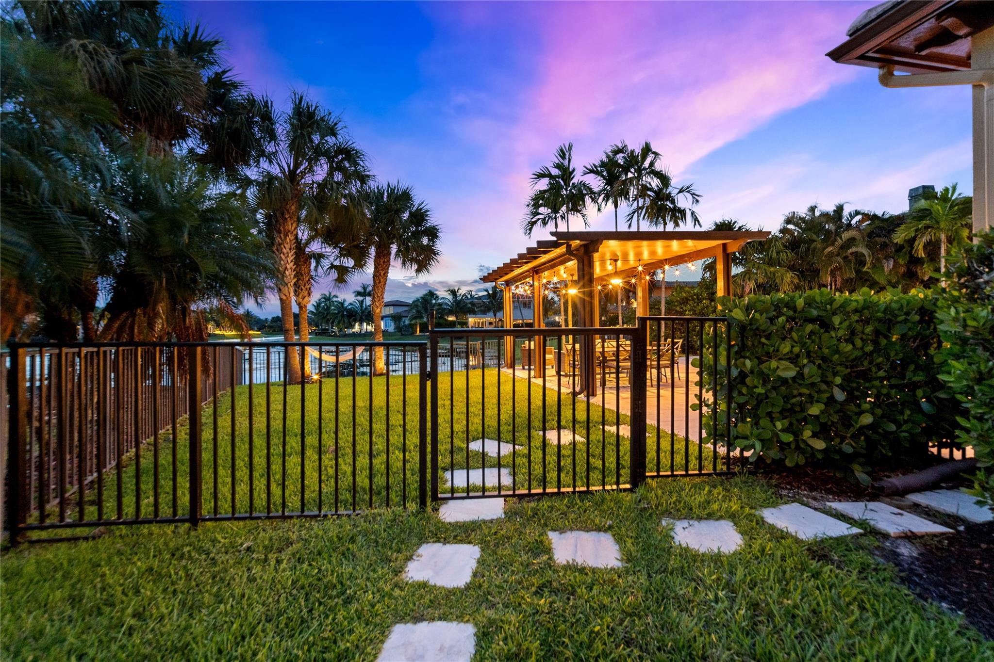 11070 NW 78th Pl