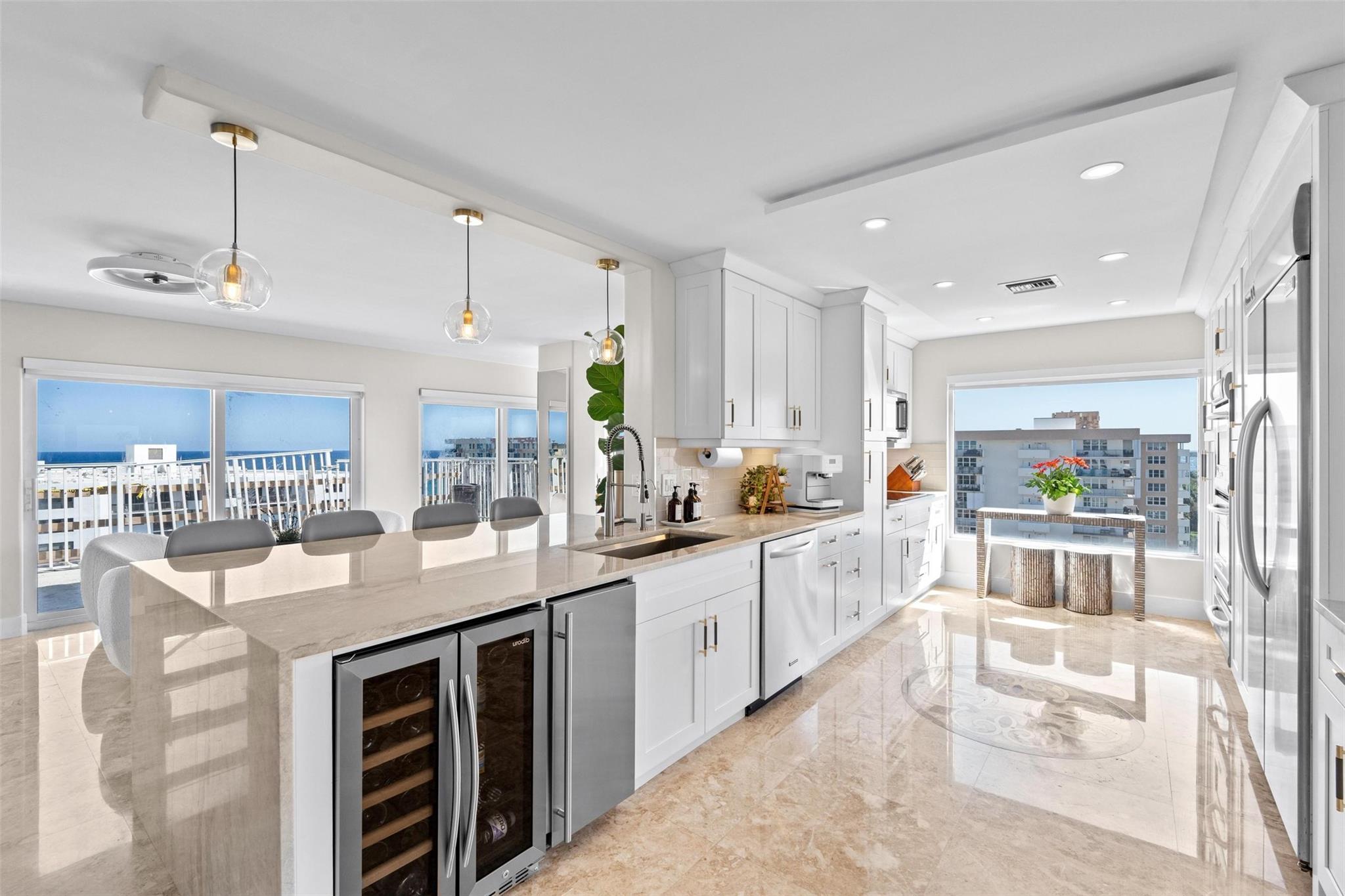 1160 Hillsboro Mile PH