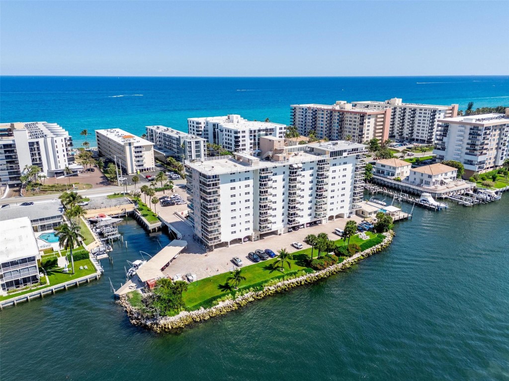 1160 Hillsboro Mile PH