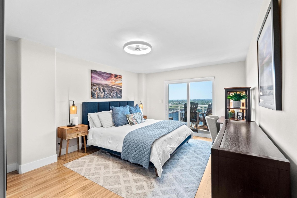 1160 Hillsboro Mile PH