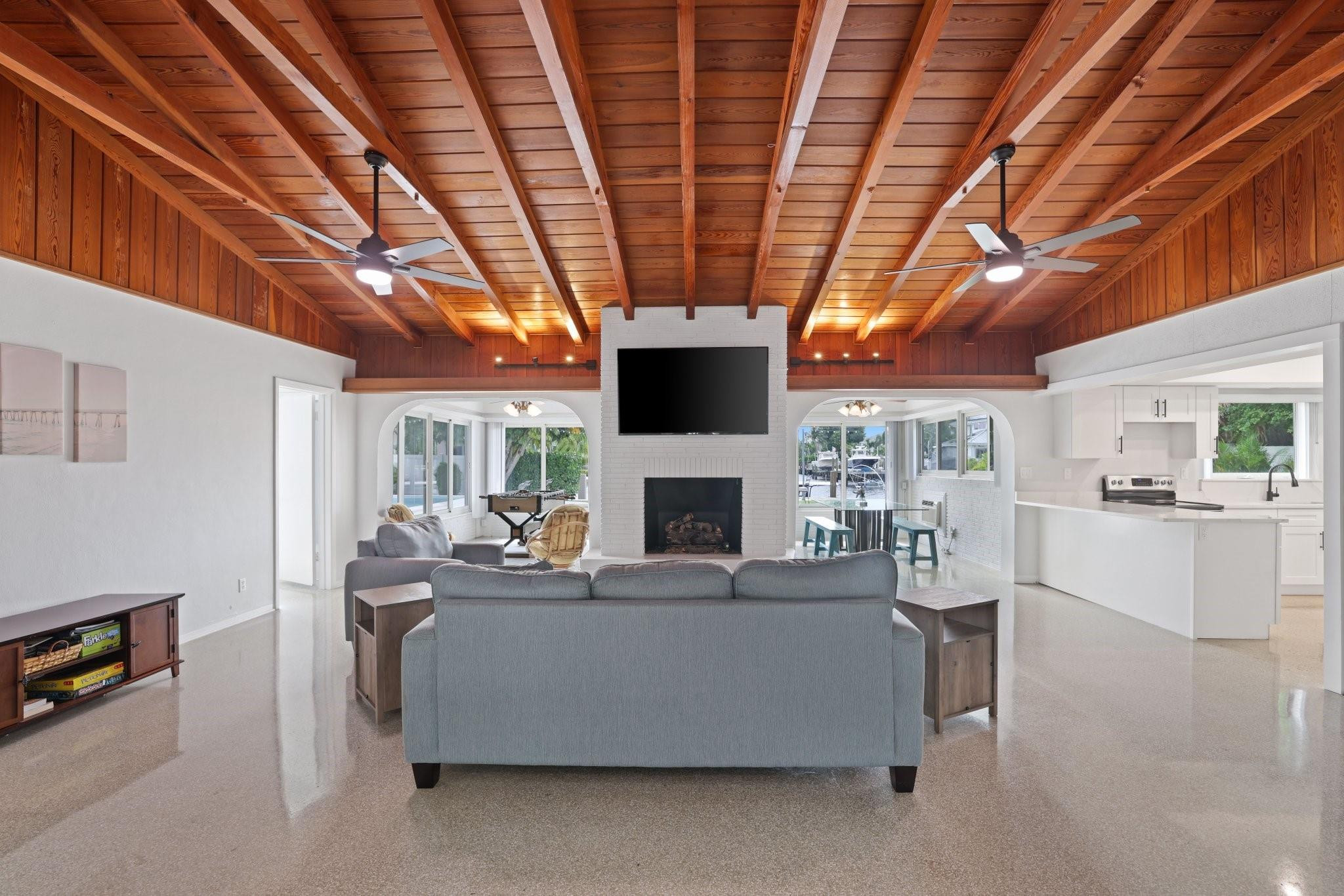 2301 N Ocean Blvd