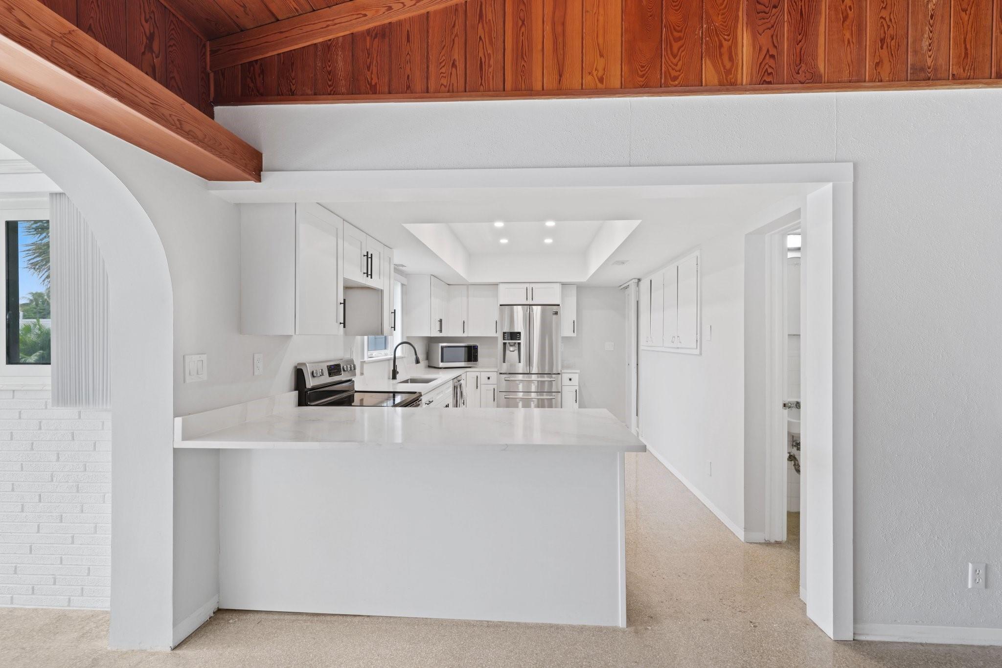2301 N Ocean Blvd
