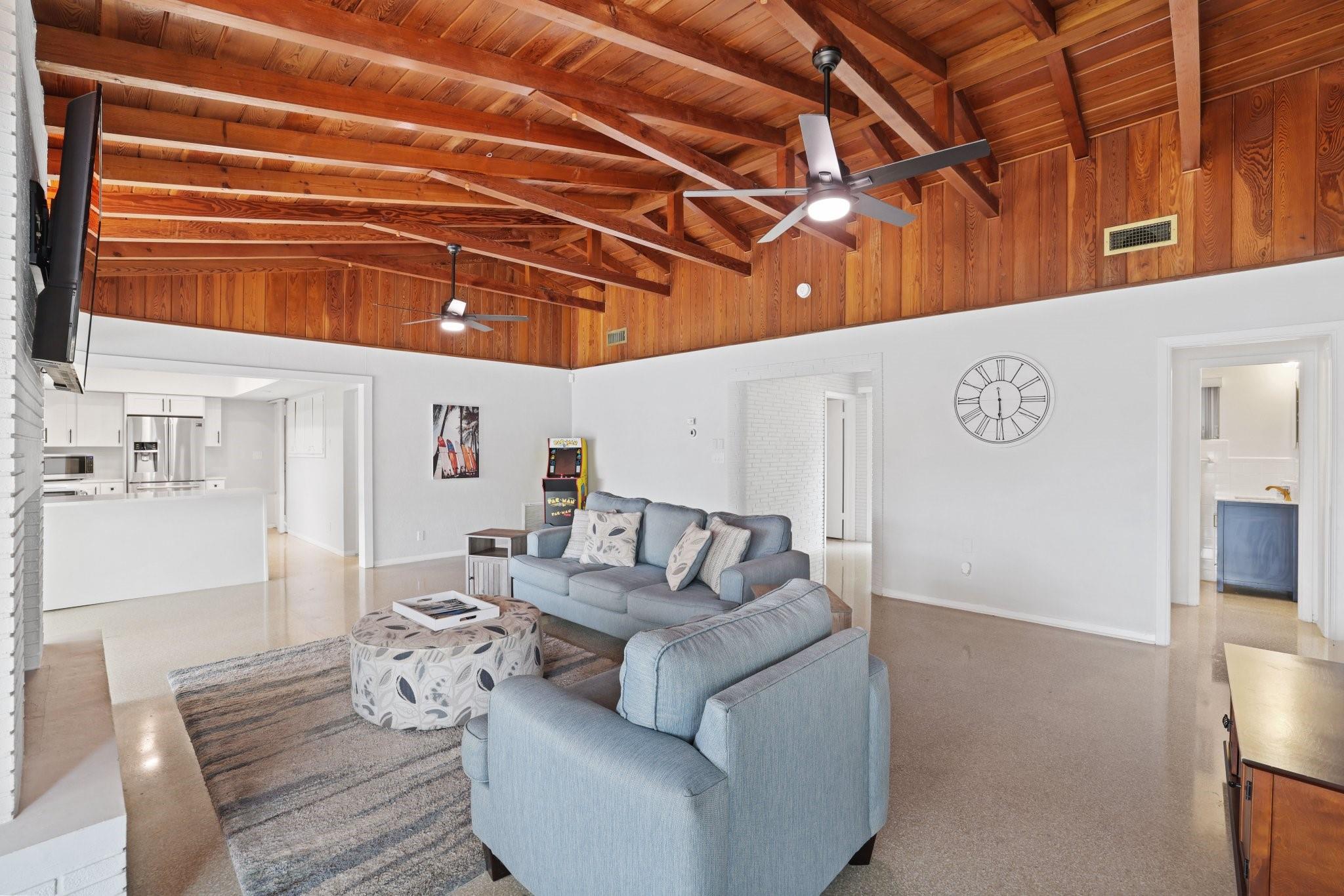 2301 N Ocean Blvd