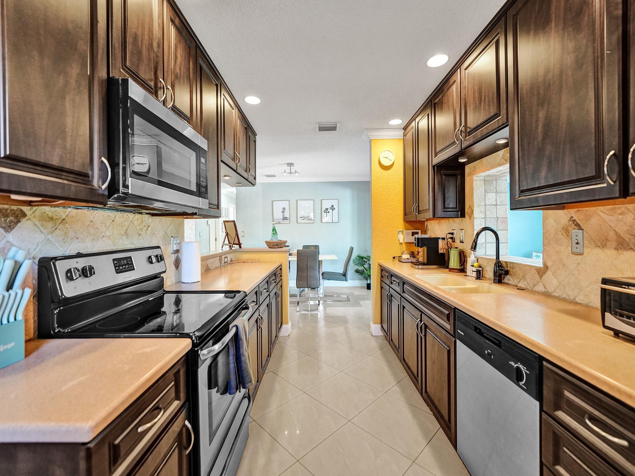 1301 SE 2nd Ter