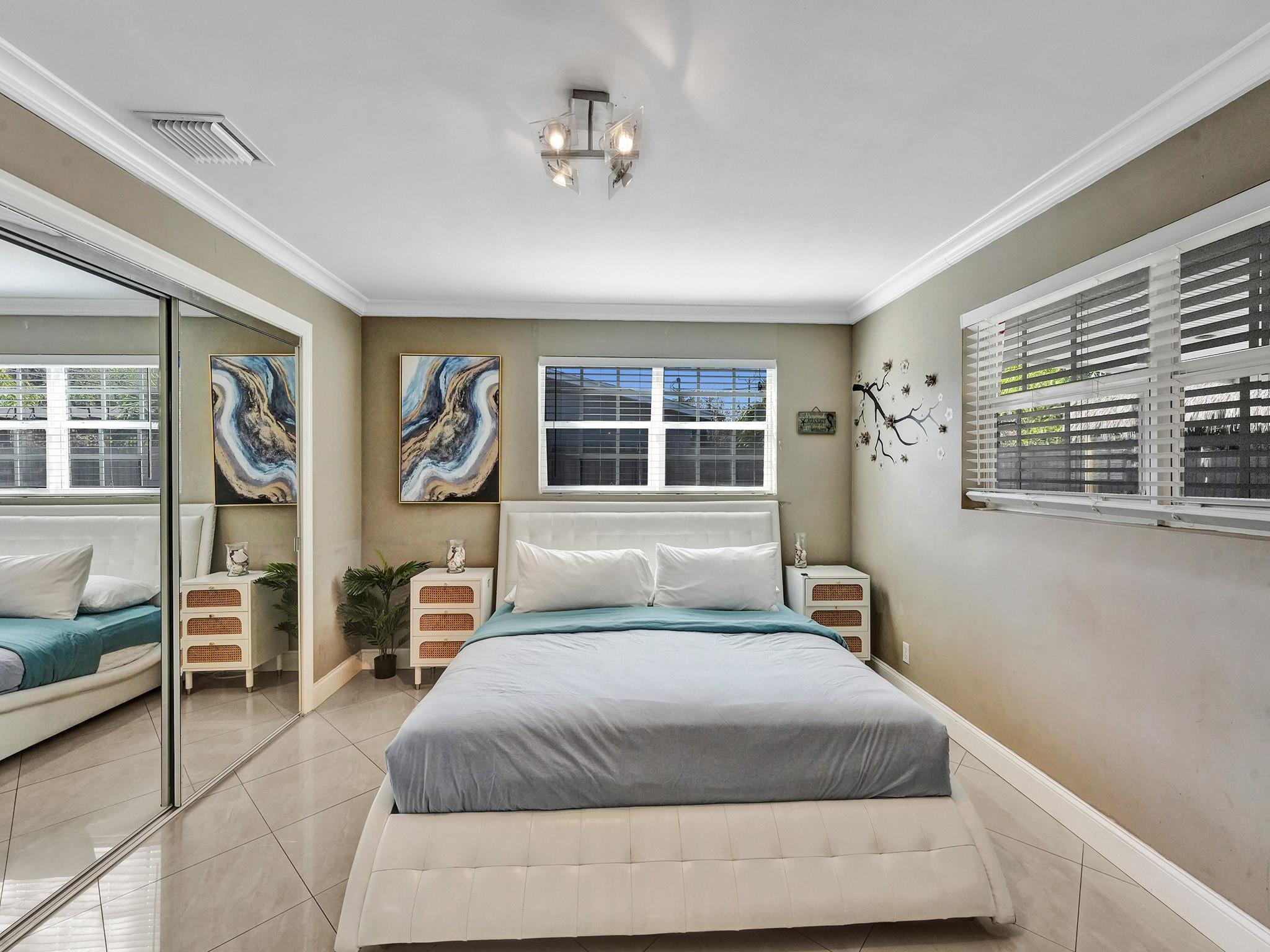 1301 SE 2nd Ter
