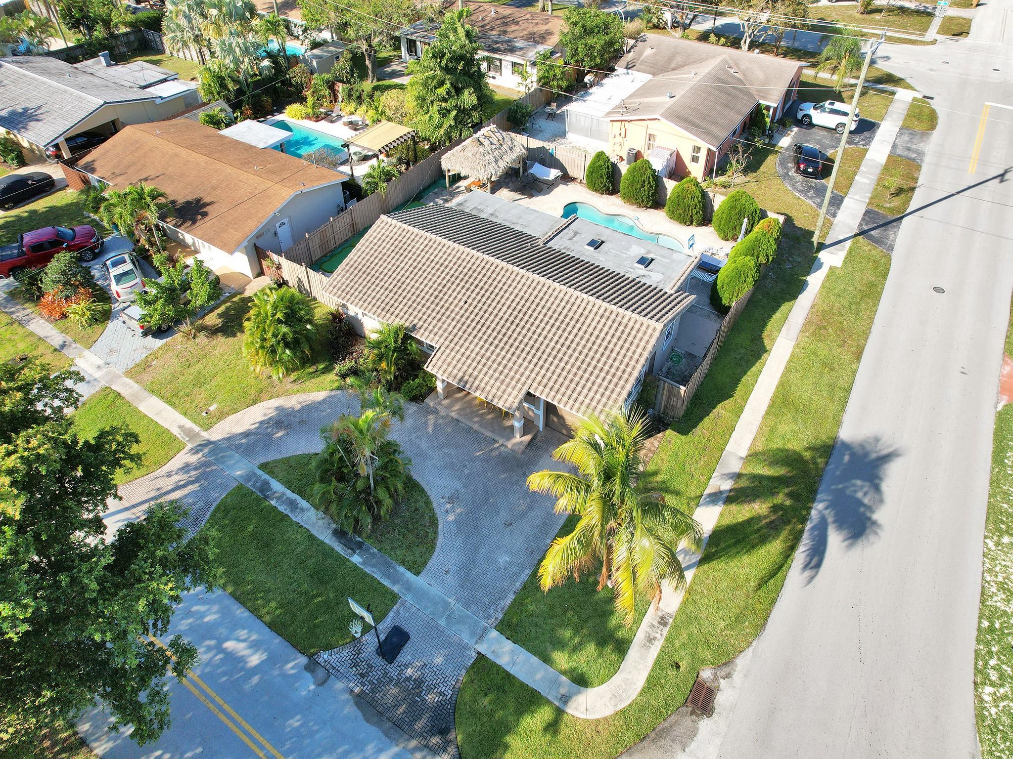 1301 SE 2nd Ter