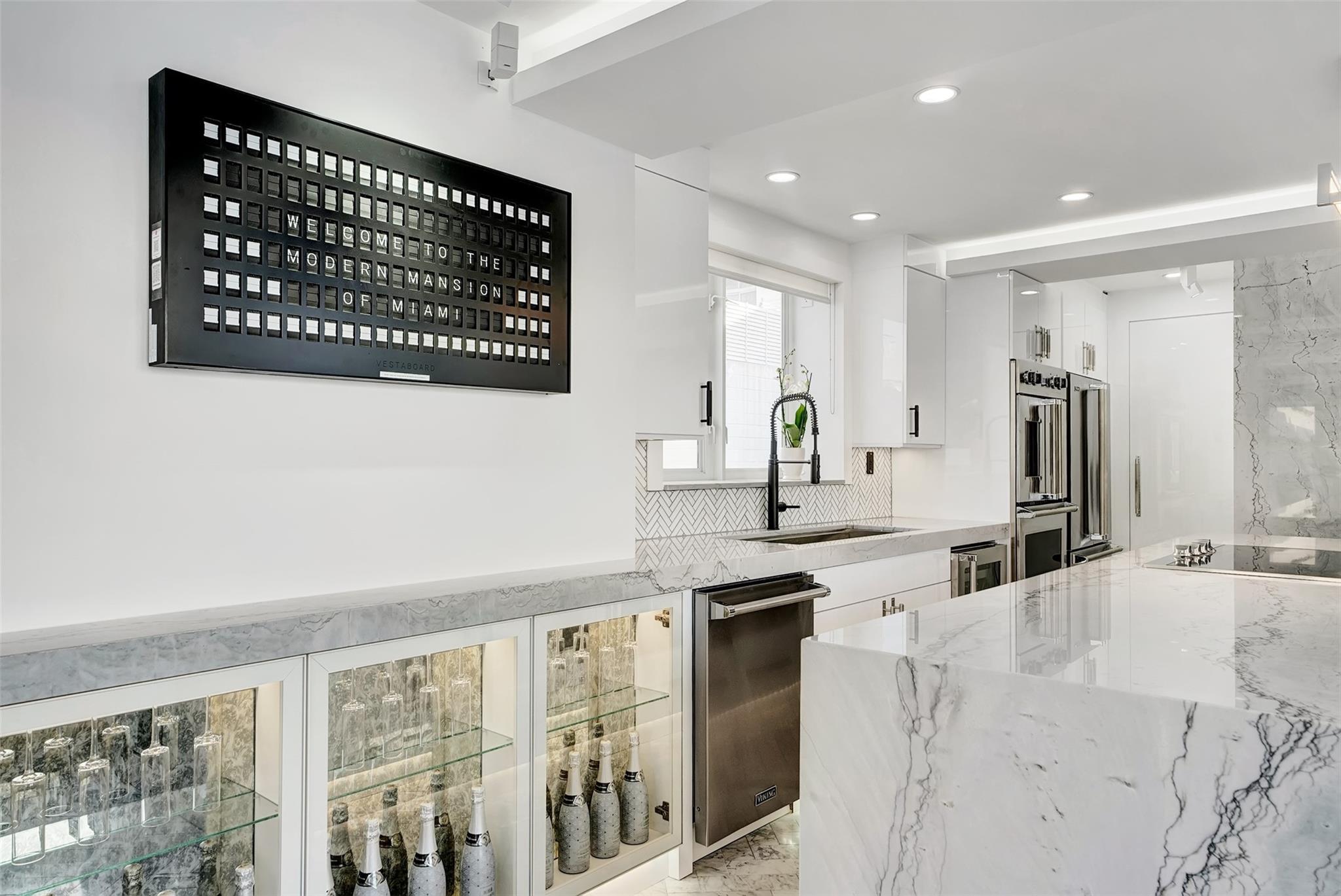 124 11th St