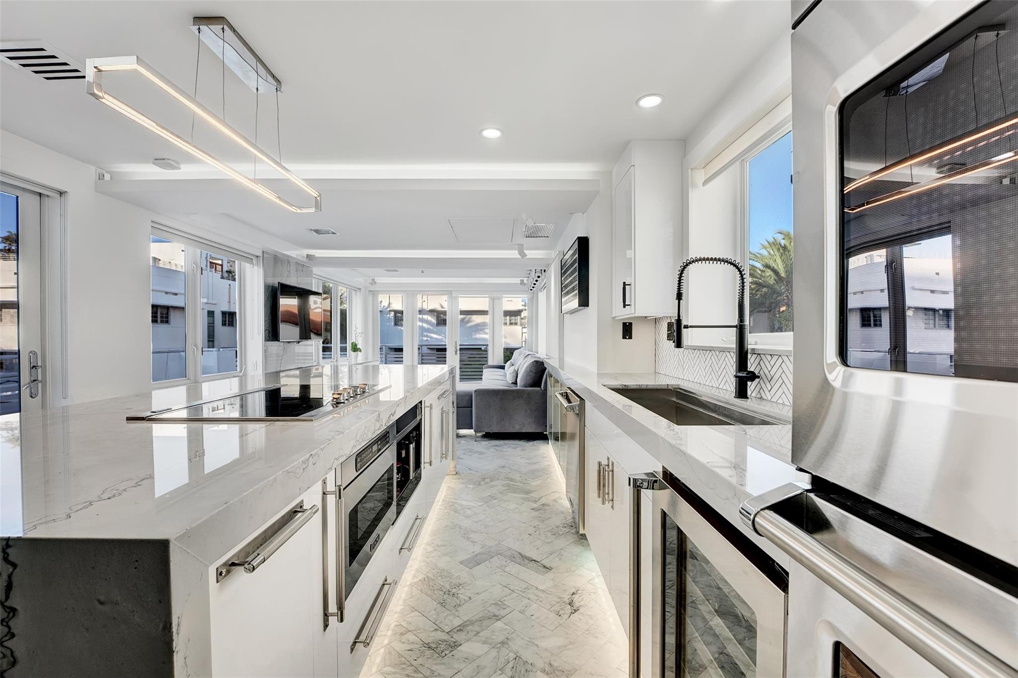 124 11th St
