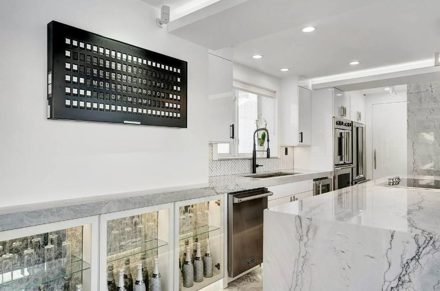 124 11th St