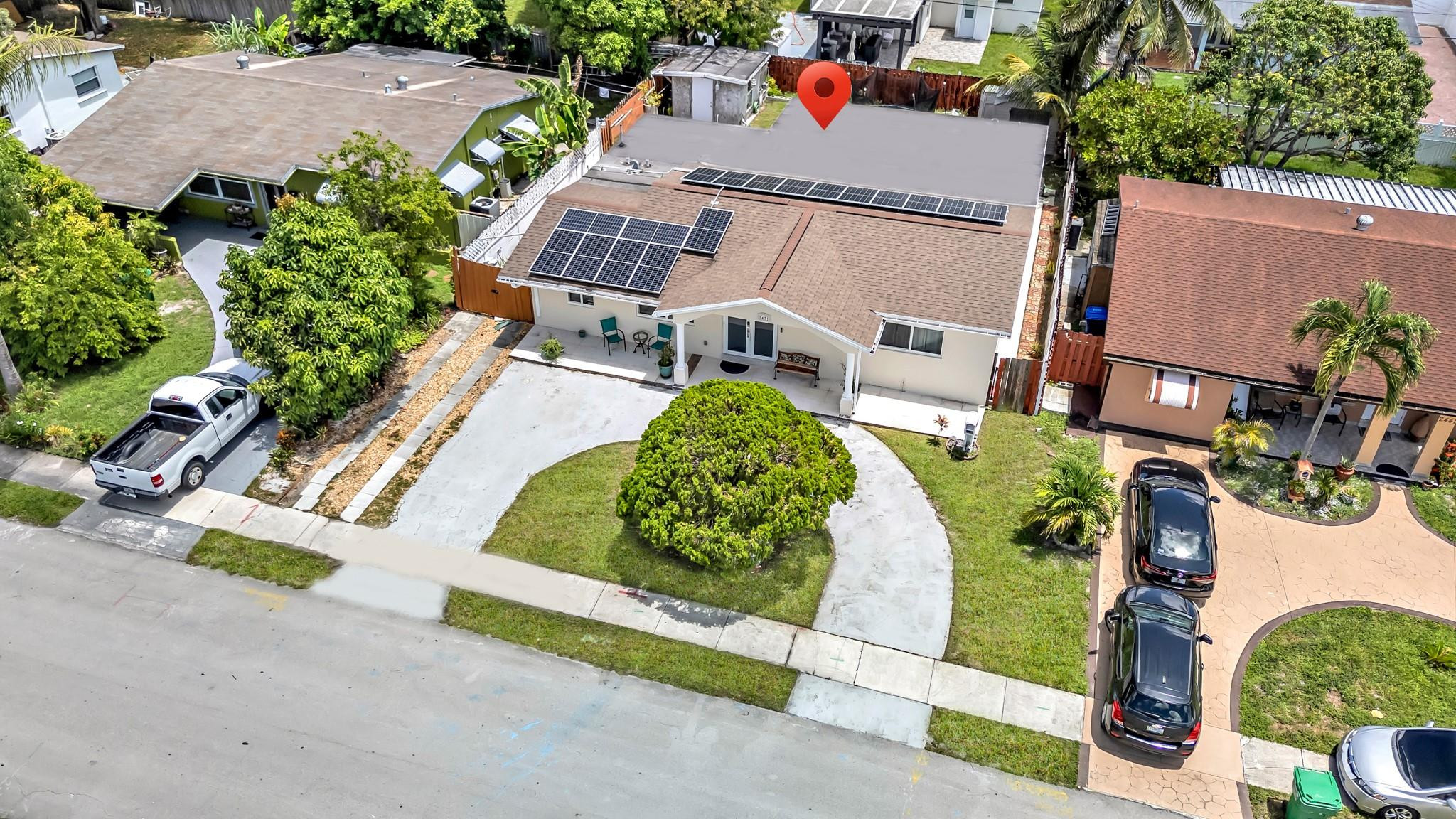 2431 Jamaica Dr