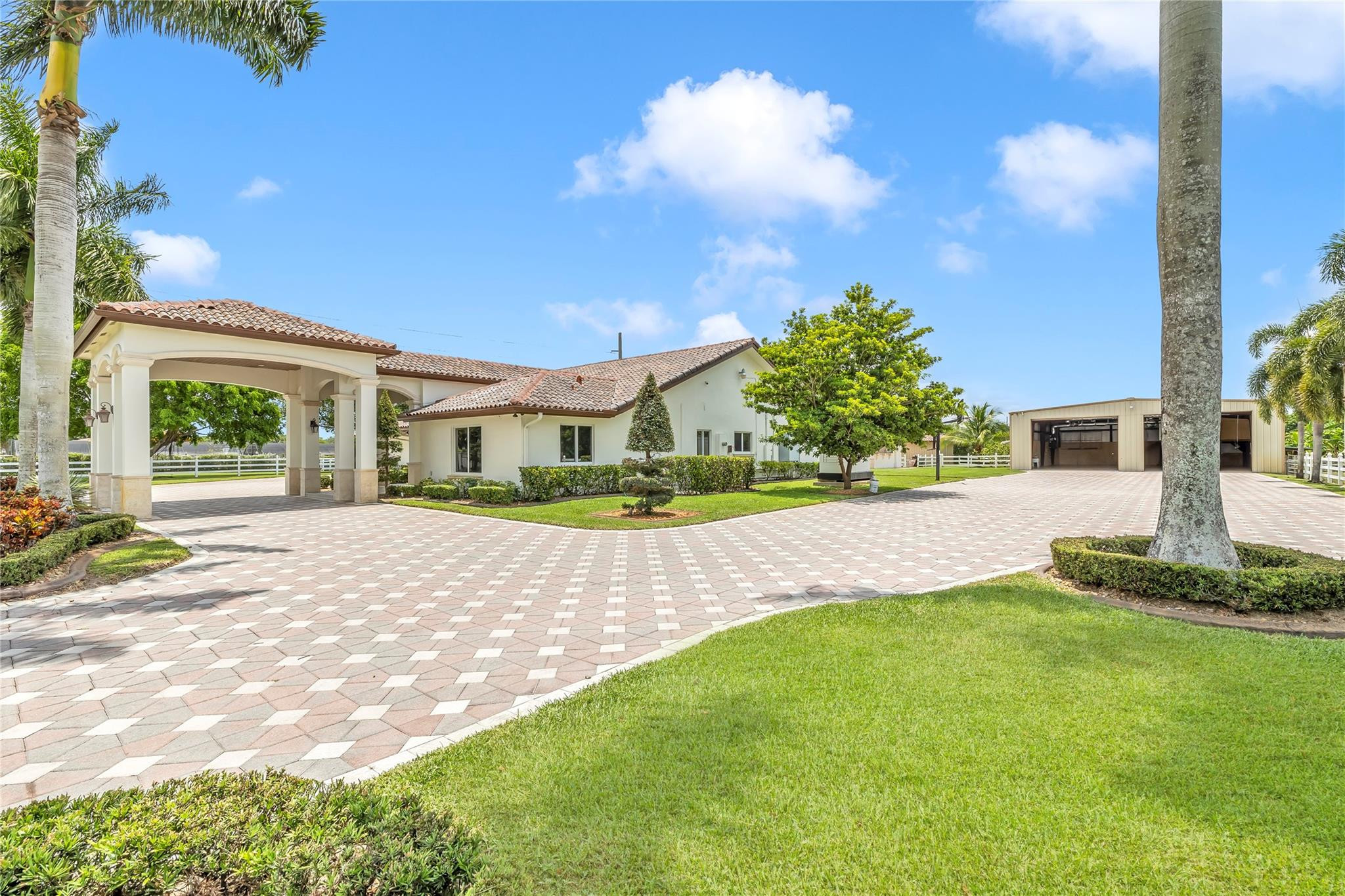 6300 SW 190th Ave