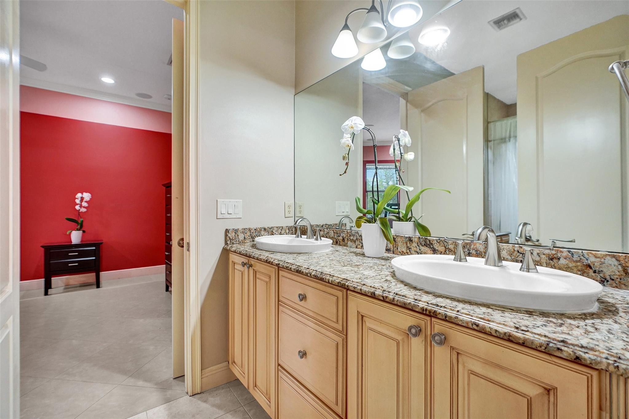 8426 Sawpine Rd
