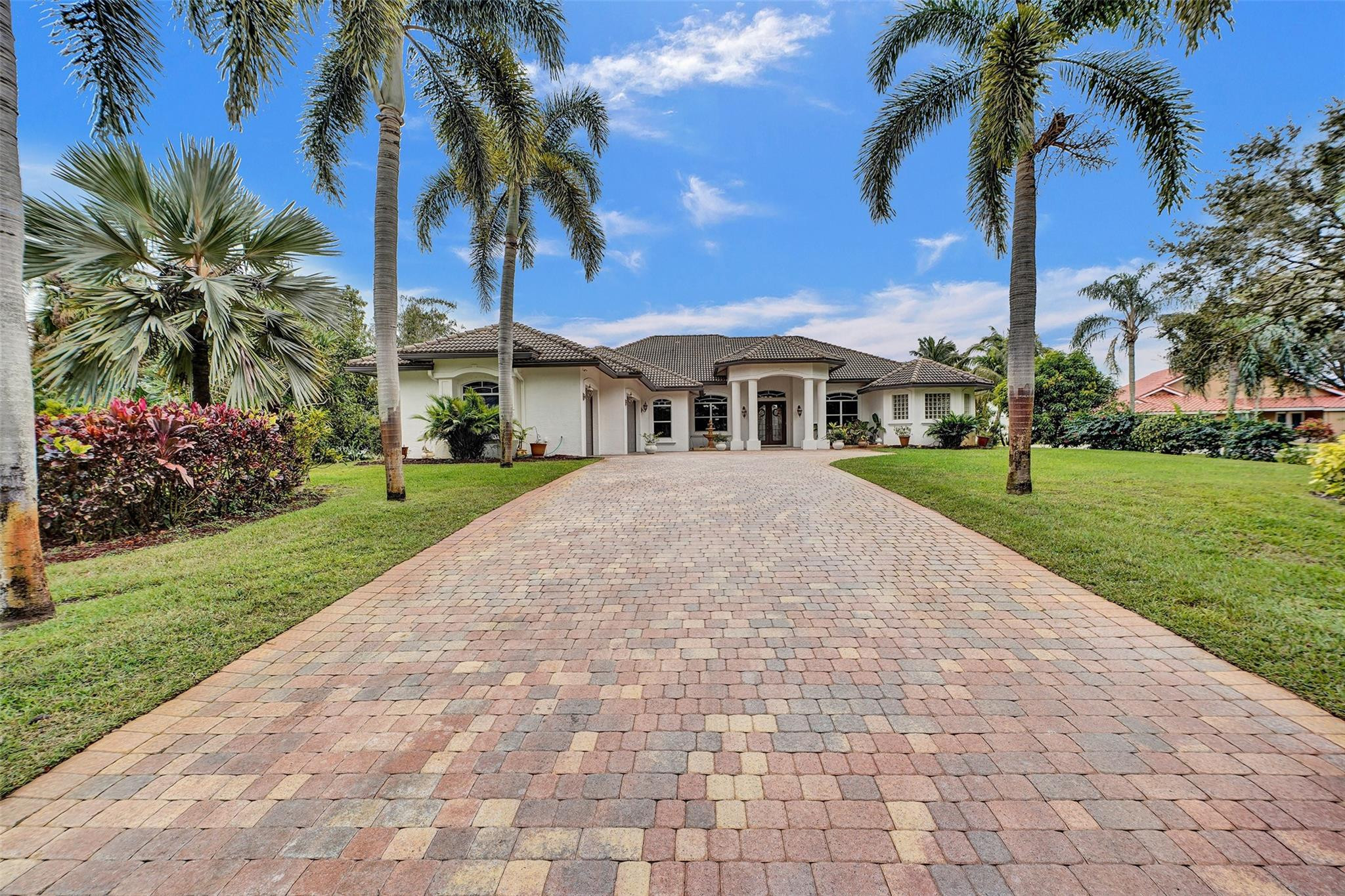 8426 Sawpine Rd