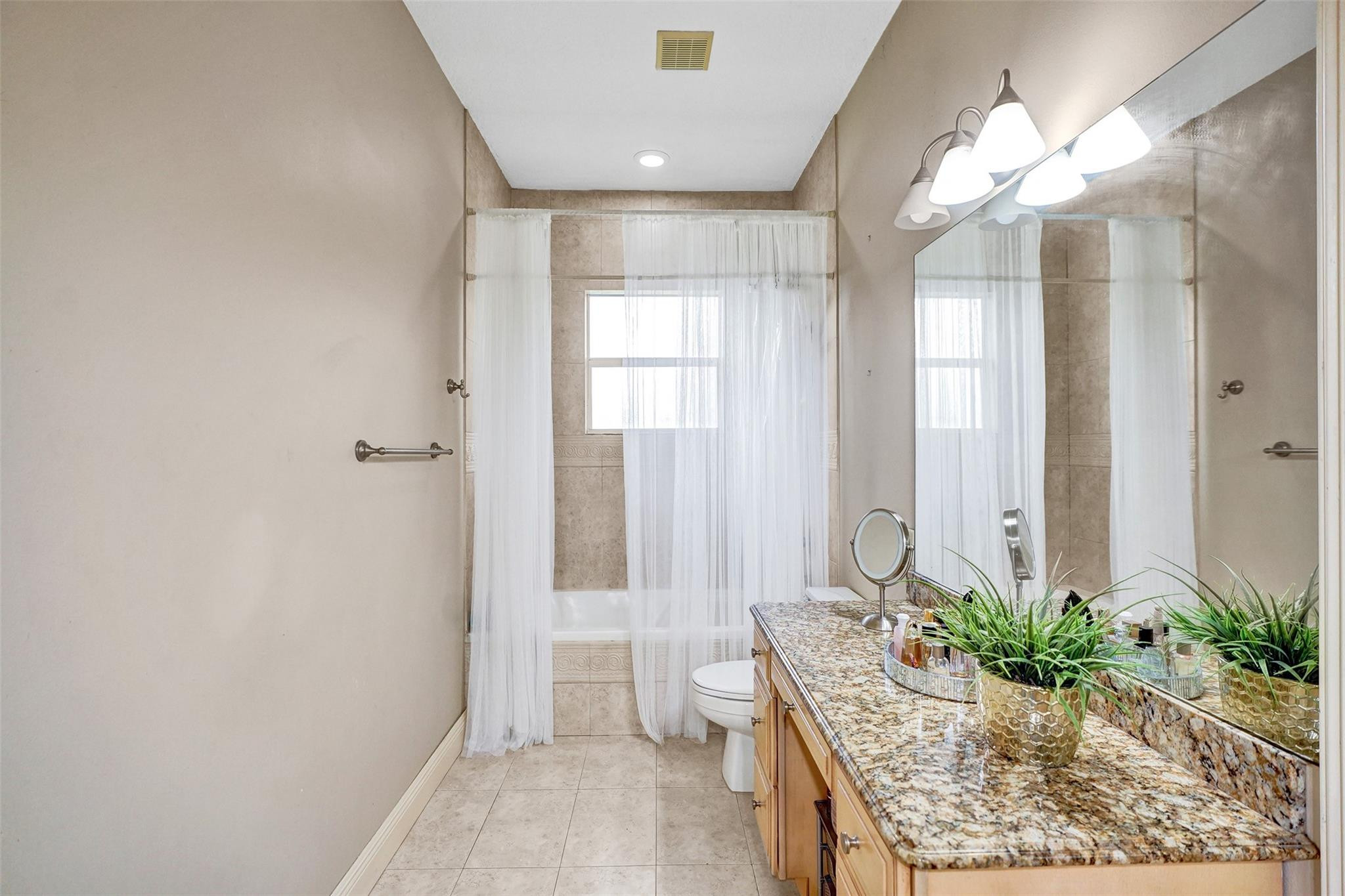 8426 Sawpine Rd