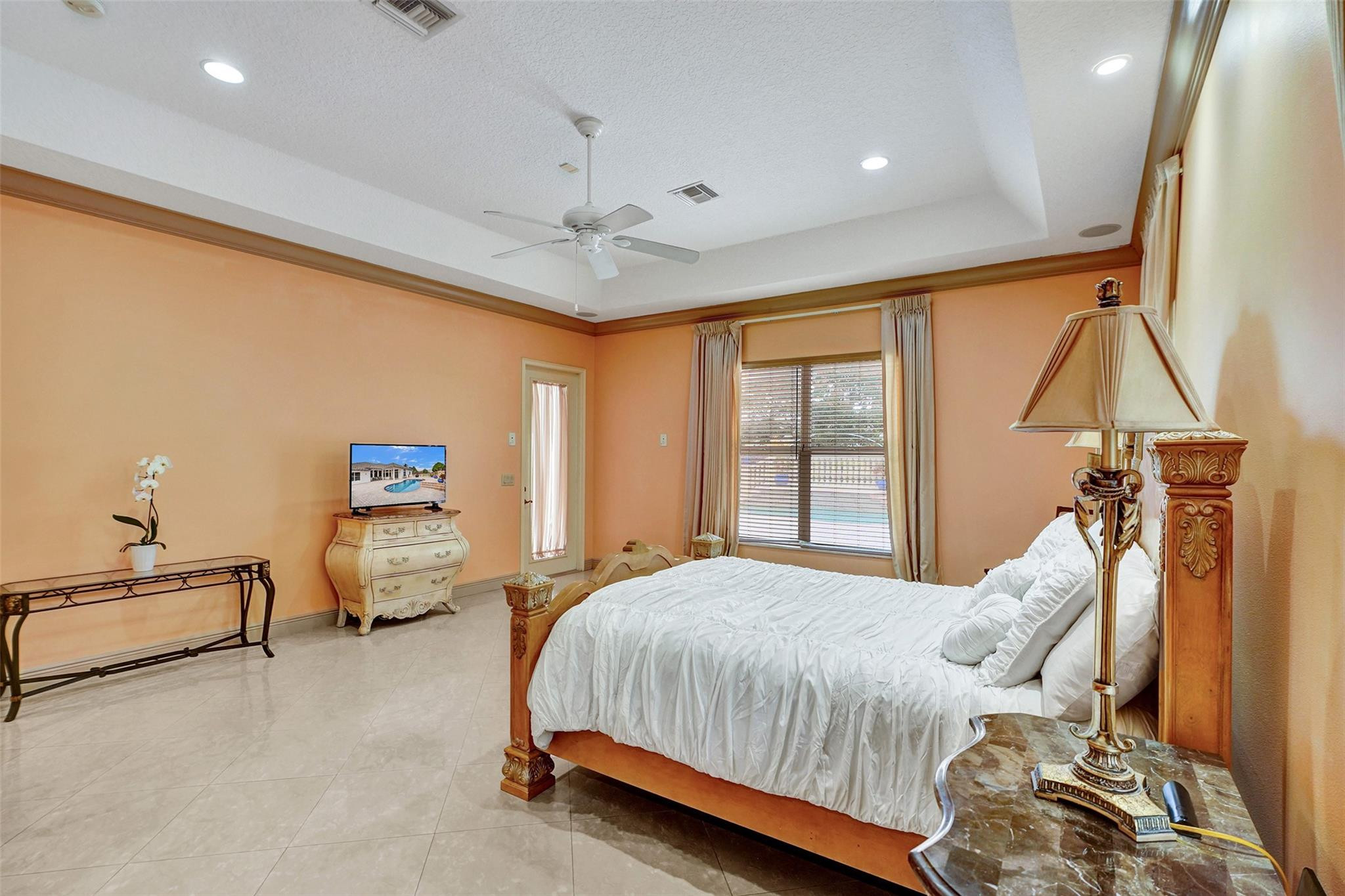 8426 Sawpine Rd