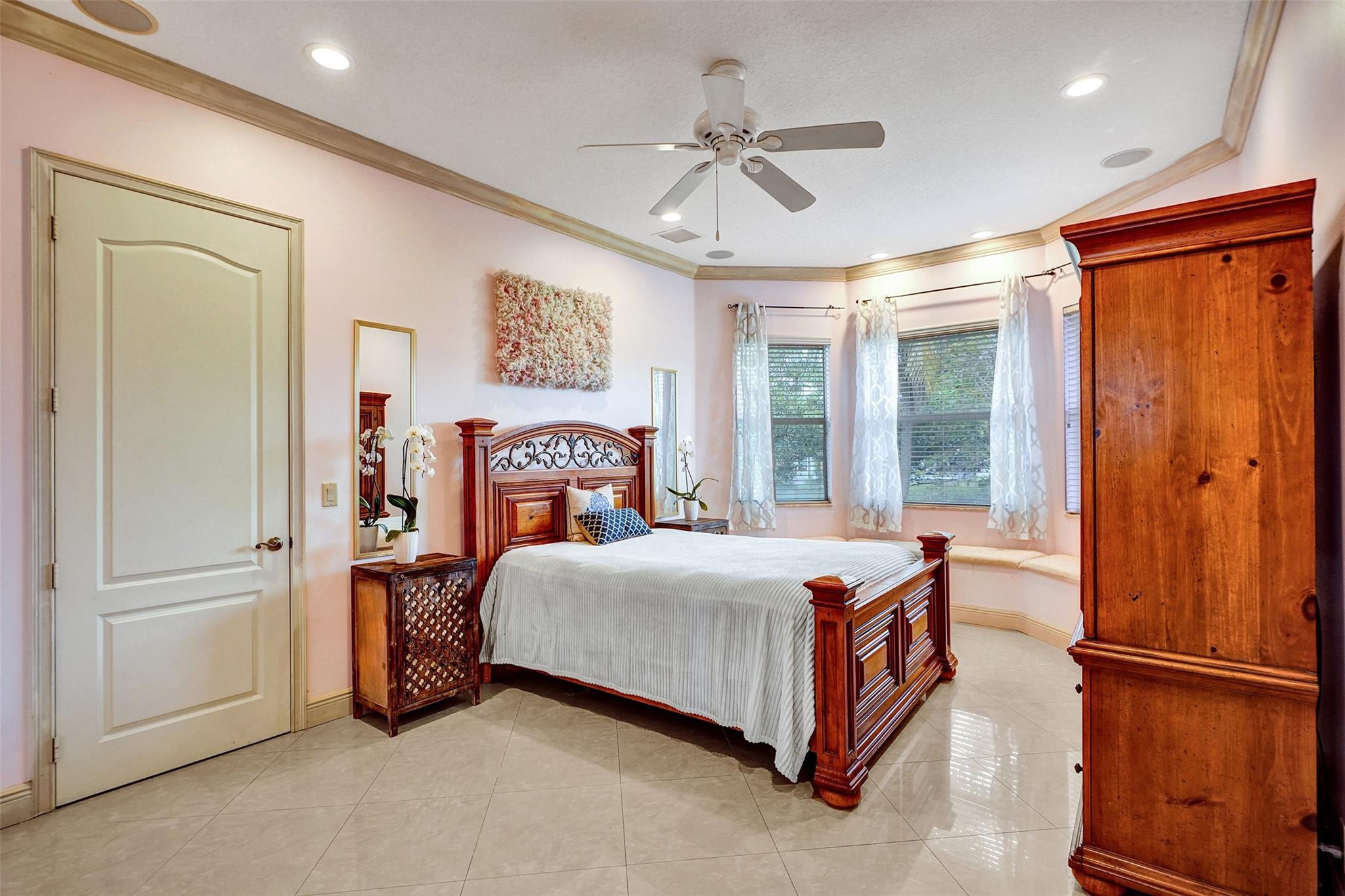 8426 Sawpine Rd