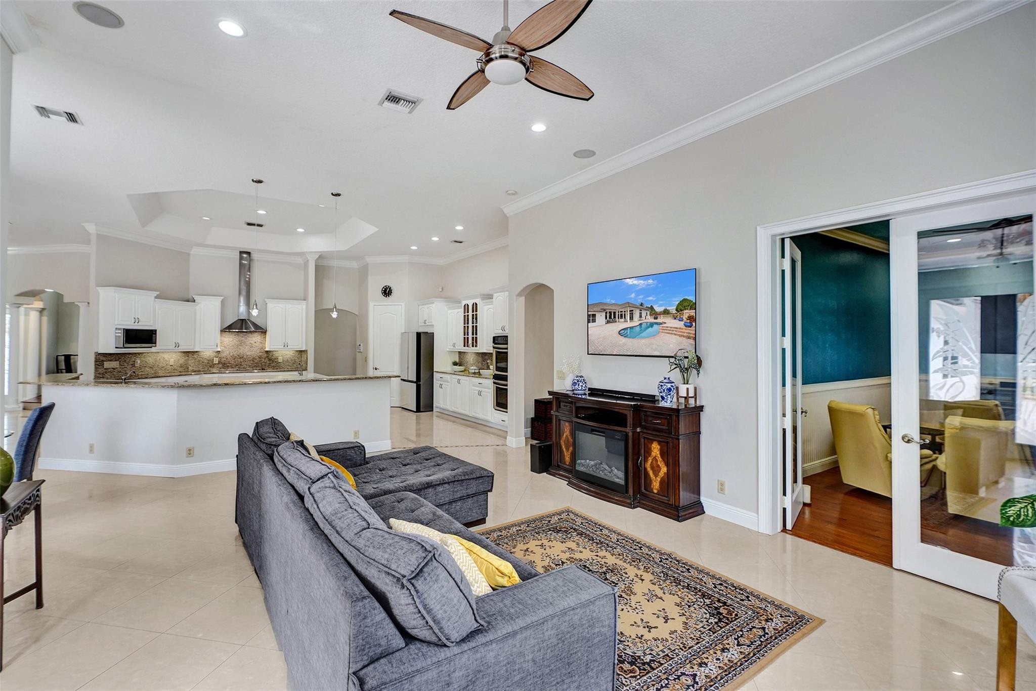 8426 Sawpine Rd