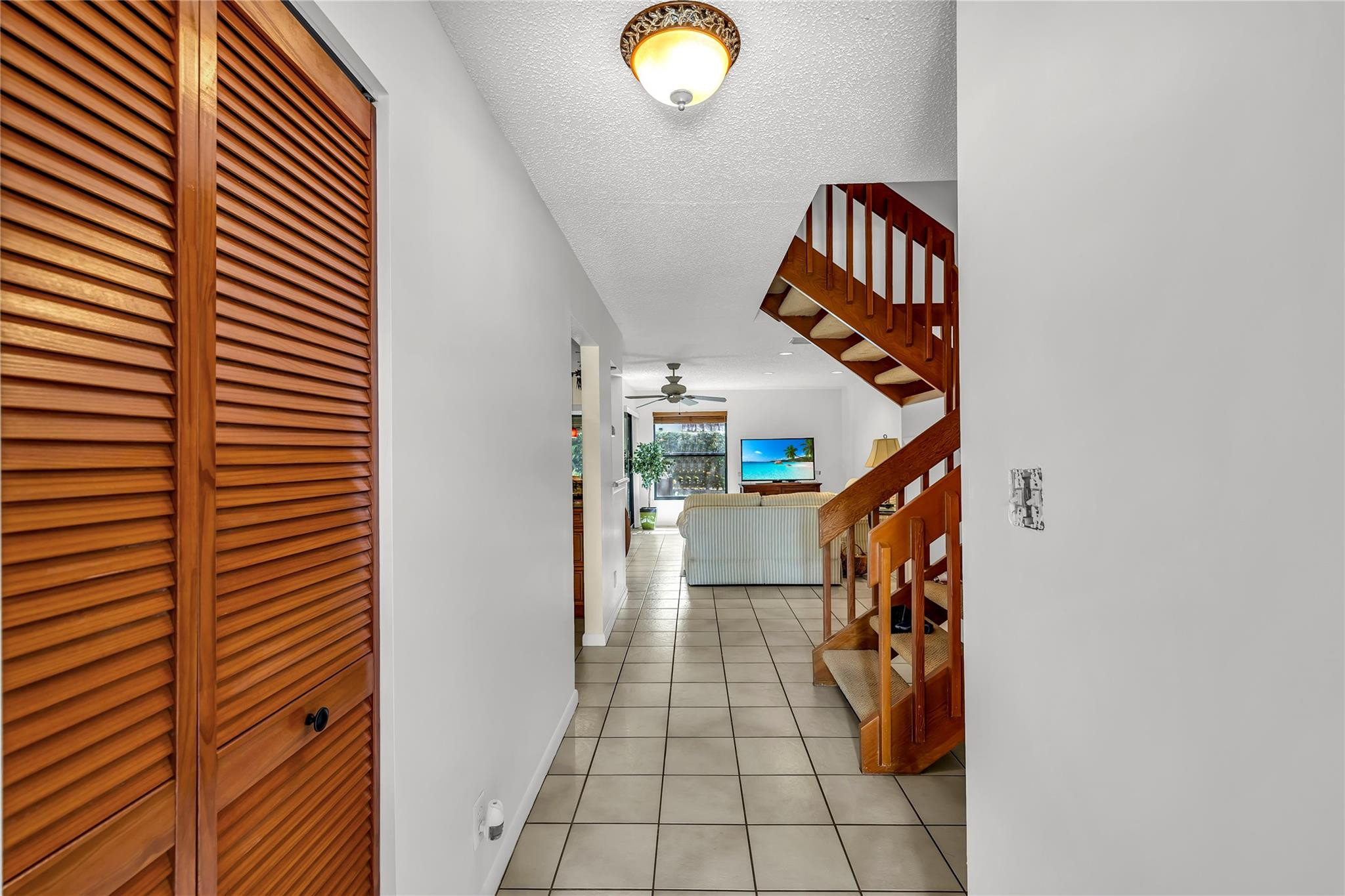 2737 NW 42nd Ave 2737