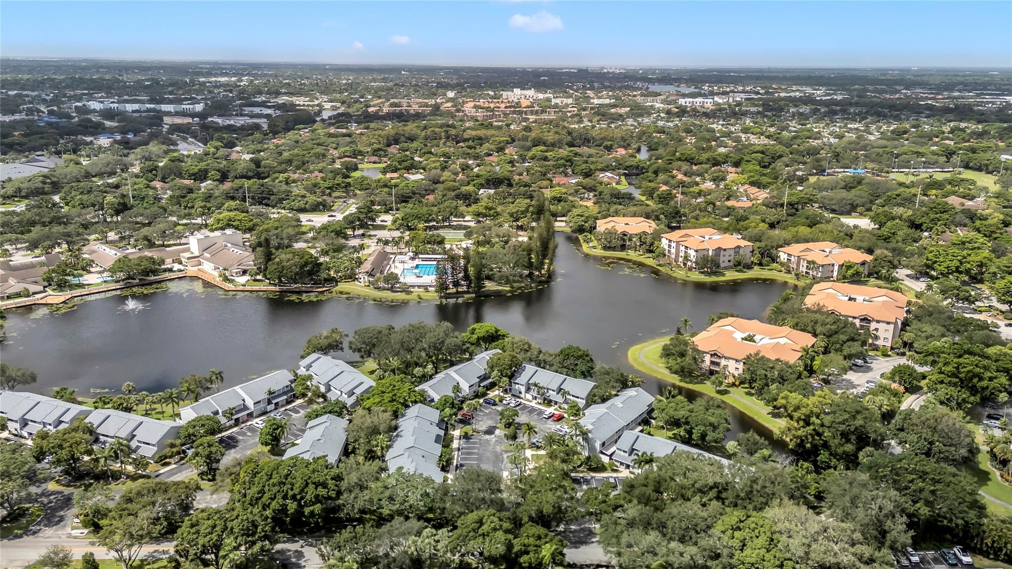 2737 NW 42nd Ave 2737